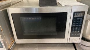 Commercial microwave