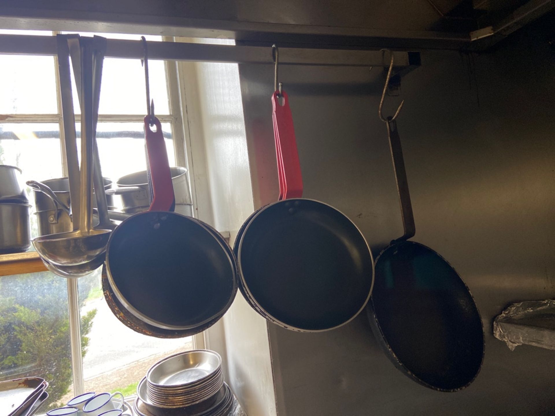 Mixture of Pans, Utensils, Trays & Frying Pans - Image 2 of 4