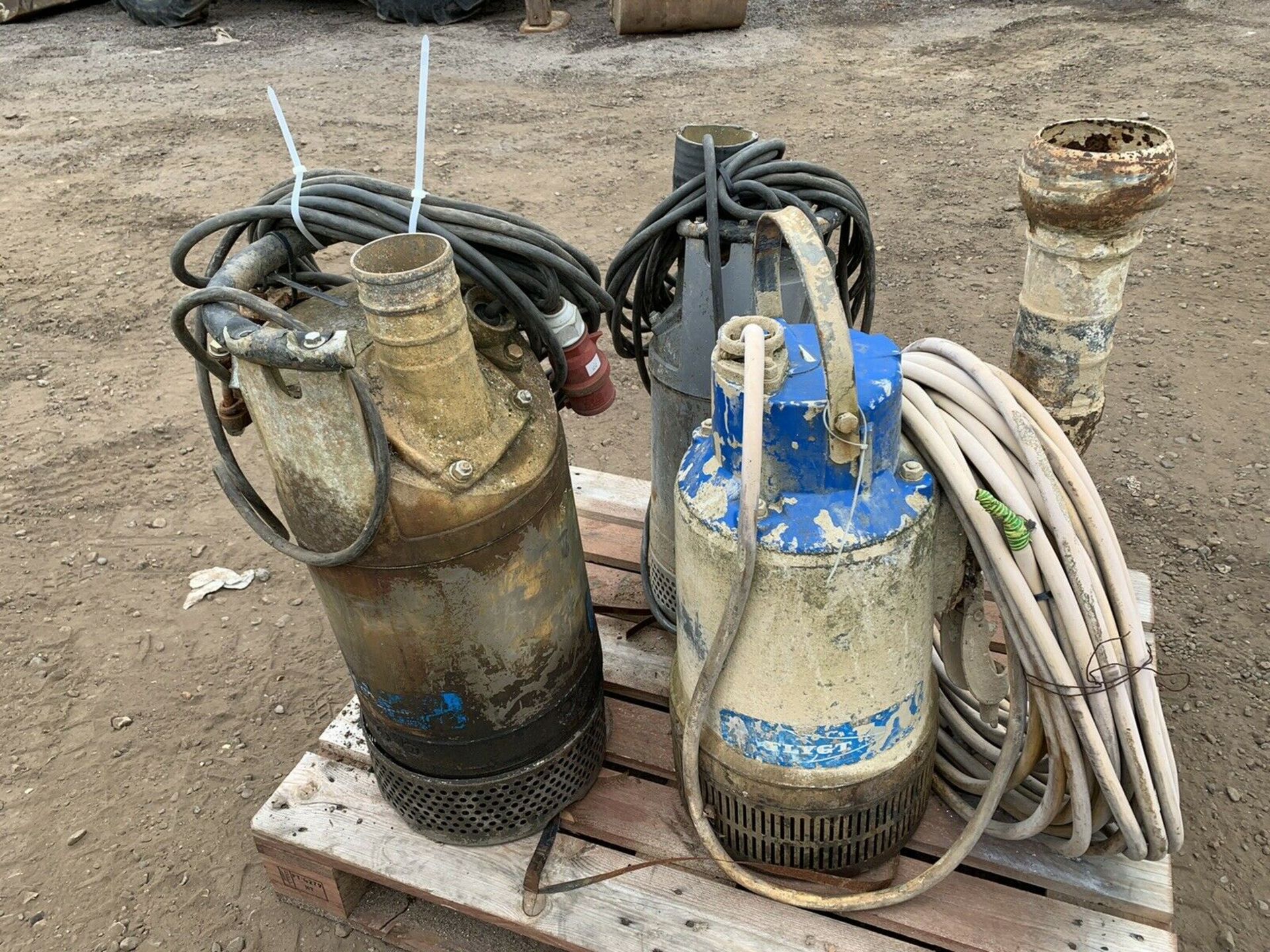 FLYGT Submersible Water Pumps - Image 5 of 7