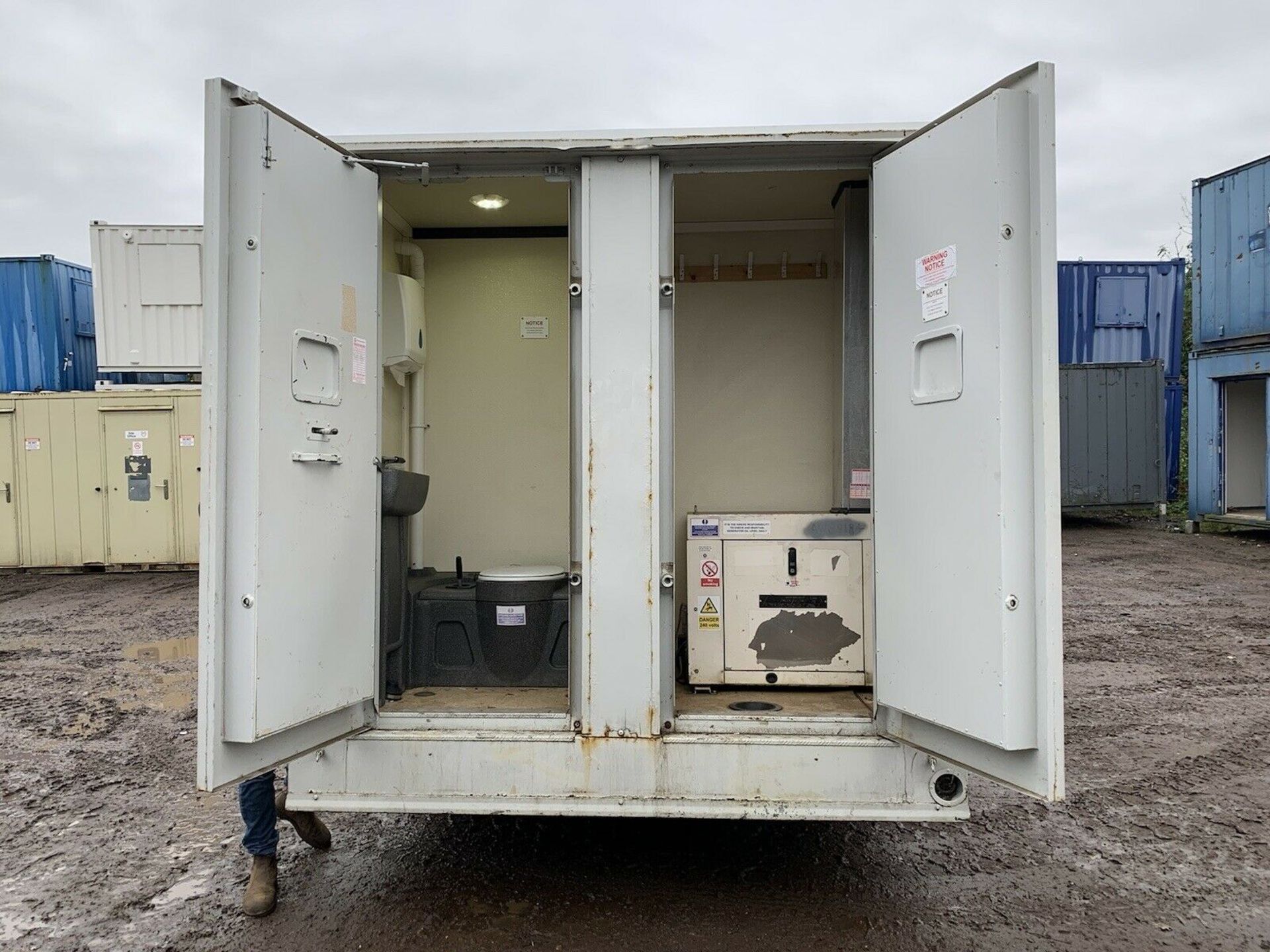 Groundhog GP360 Towable Site Welfare Unit Canteen - Image 4 of 9