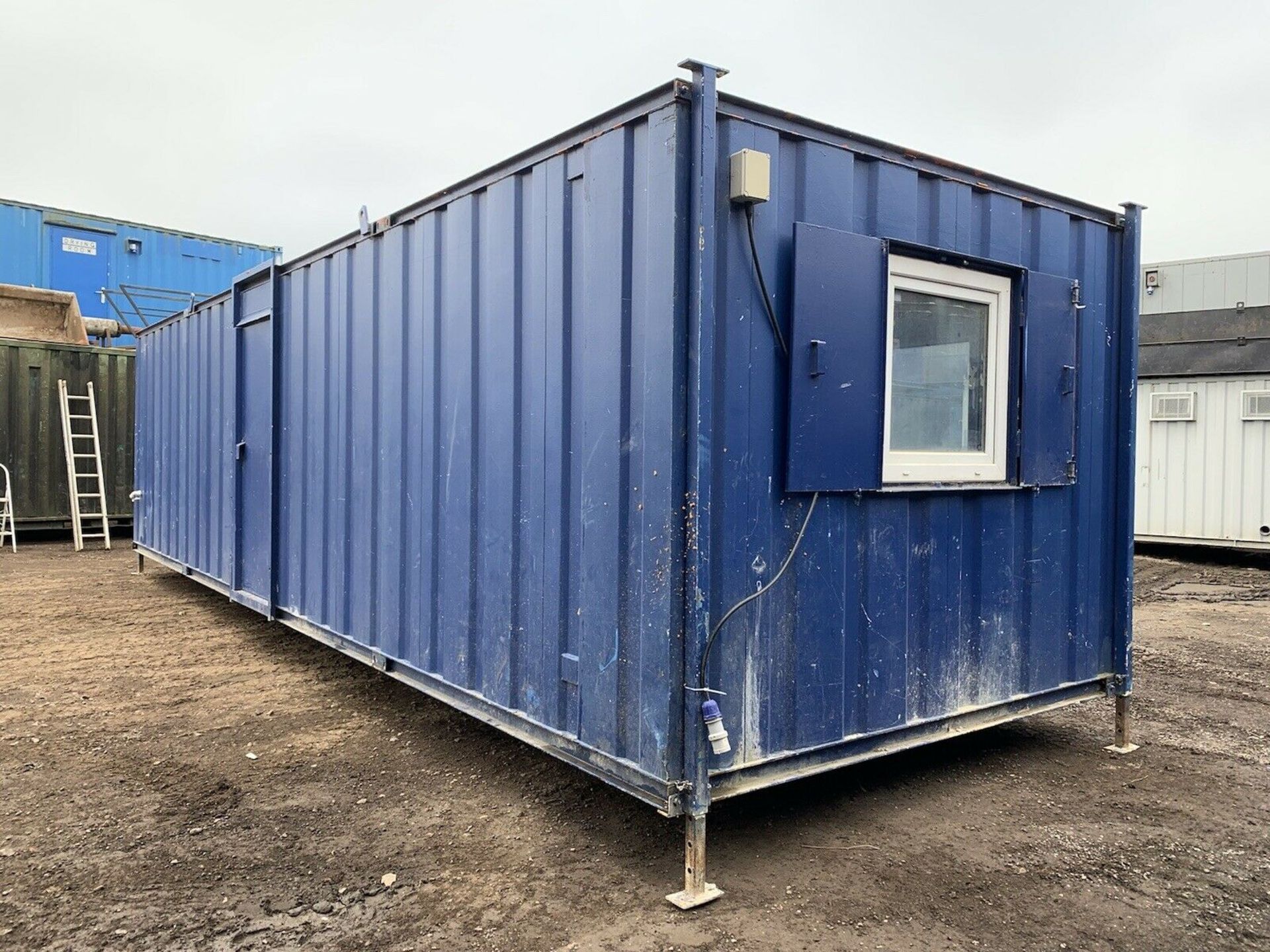 32ft Portable Office Site Cabin Canteen Welfare Un - Image 5 of 11
