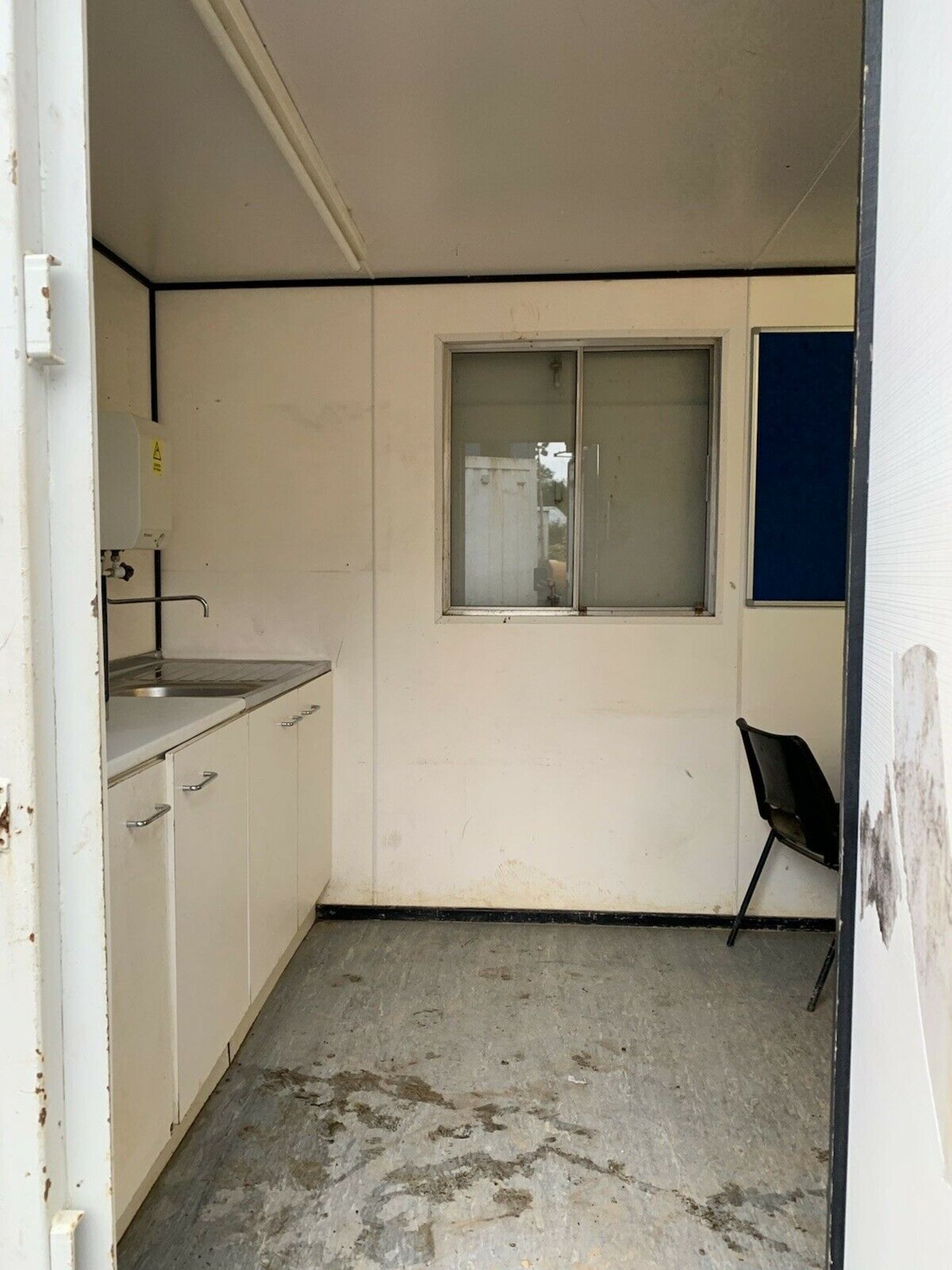 Portable Site Office Cabin Canteen Toilet Generato - Image 4 of 9