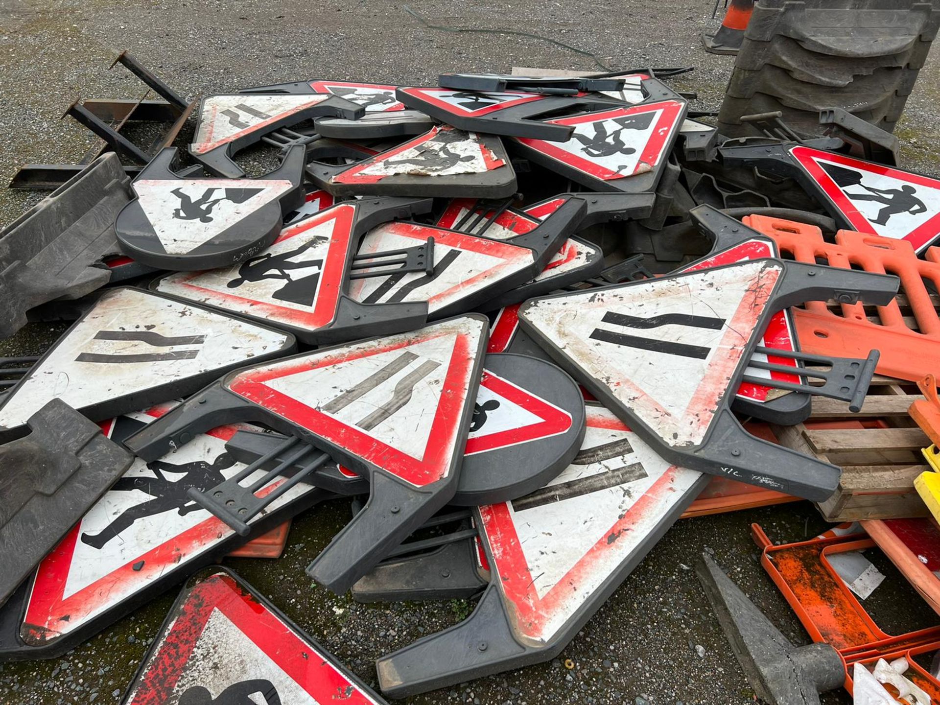 Job Lot Of Road Works Signs And Plastic Barriers - Image 3 of 3