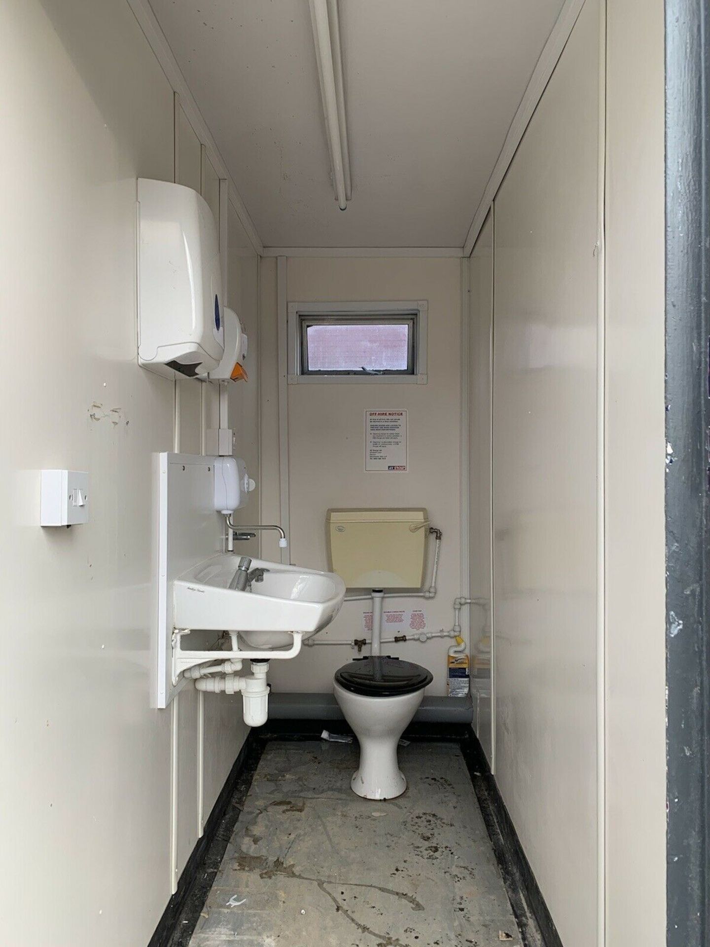 Portable Toilet Block Site Loo Container - Image 5 of 10