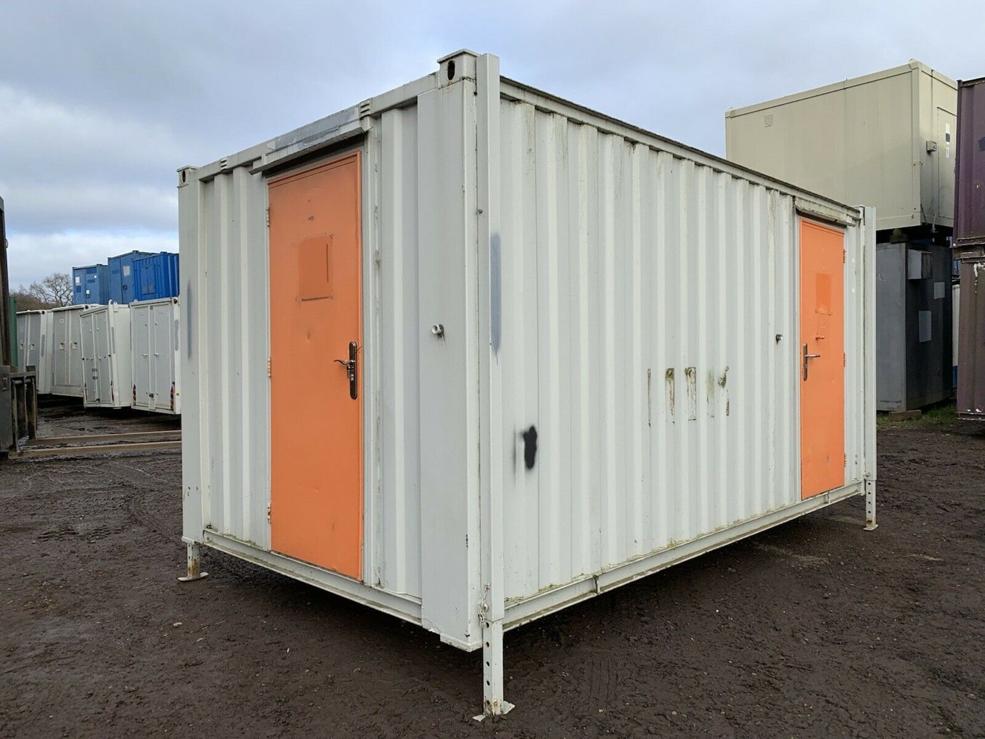 Portable Toilet Block Site Loo Container - Image 10 of 11