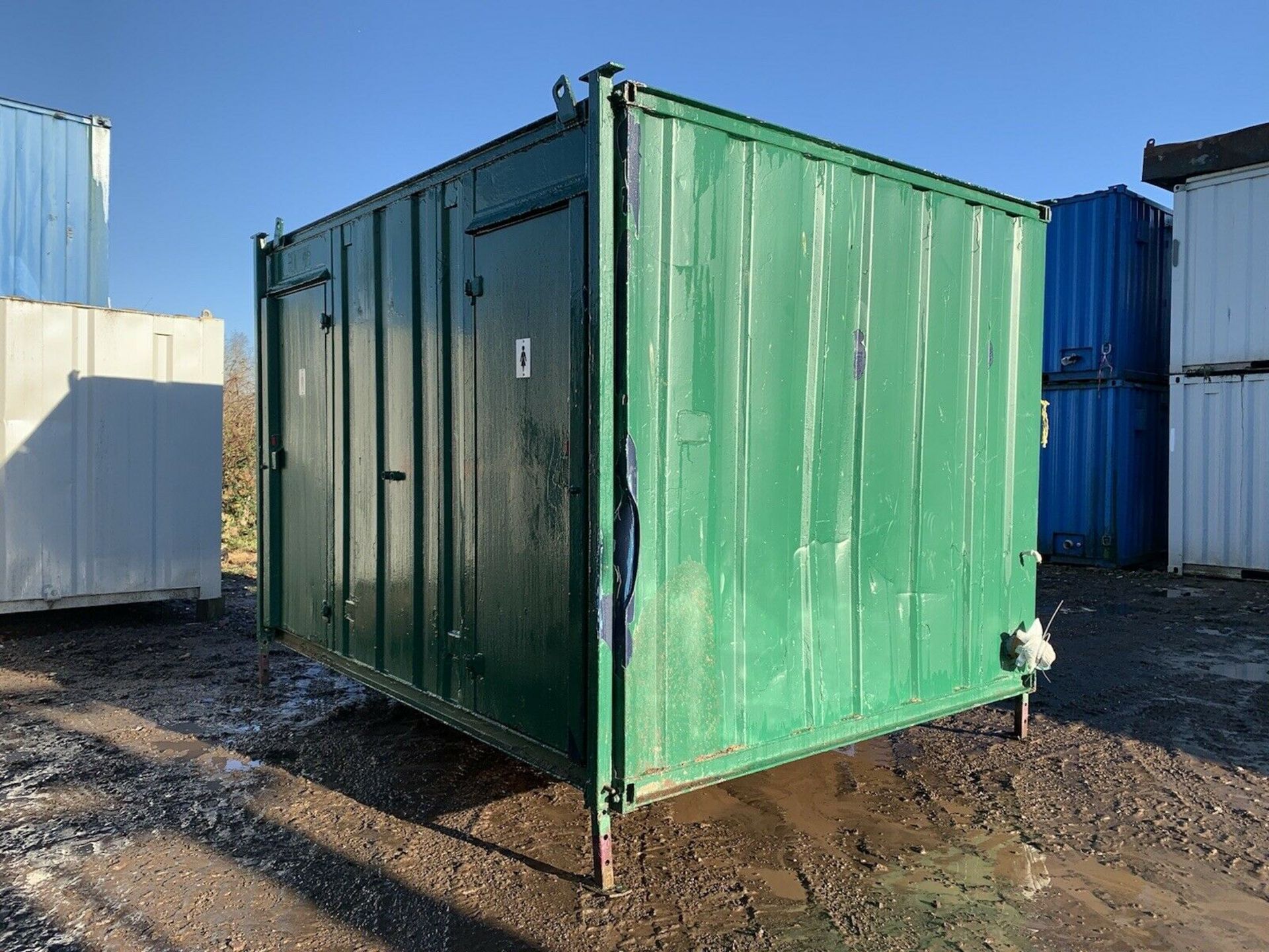 Portable Toilet Block Steel Site Loo 2 + 1 - Image 3 of 9