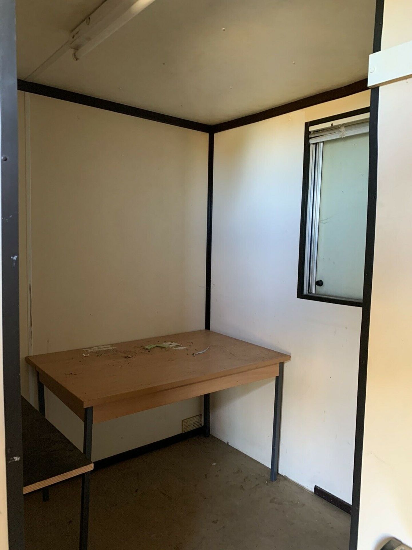 20ft Portable Office Site Cabin Sleeper Unit With - Image 7 of 11