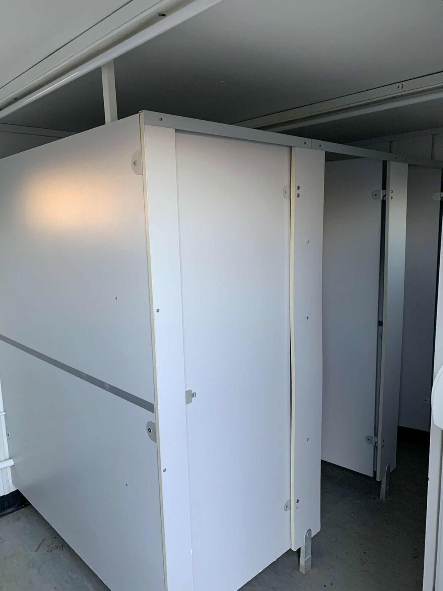 Portable Toilet Block Site Loo Cabin Steel Contain - Image 5 of 9