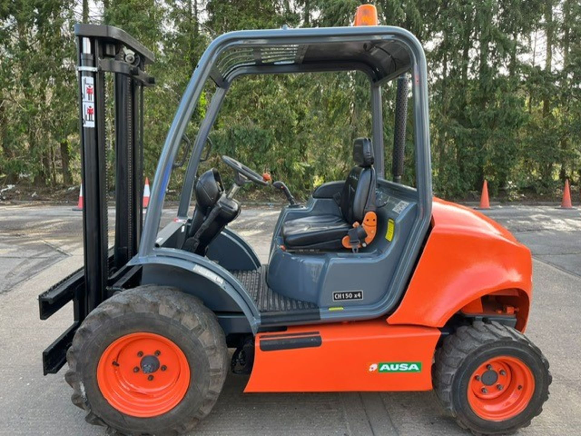 Ausa 1.5 tonne 4WD