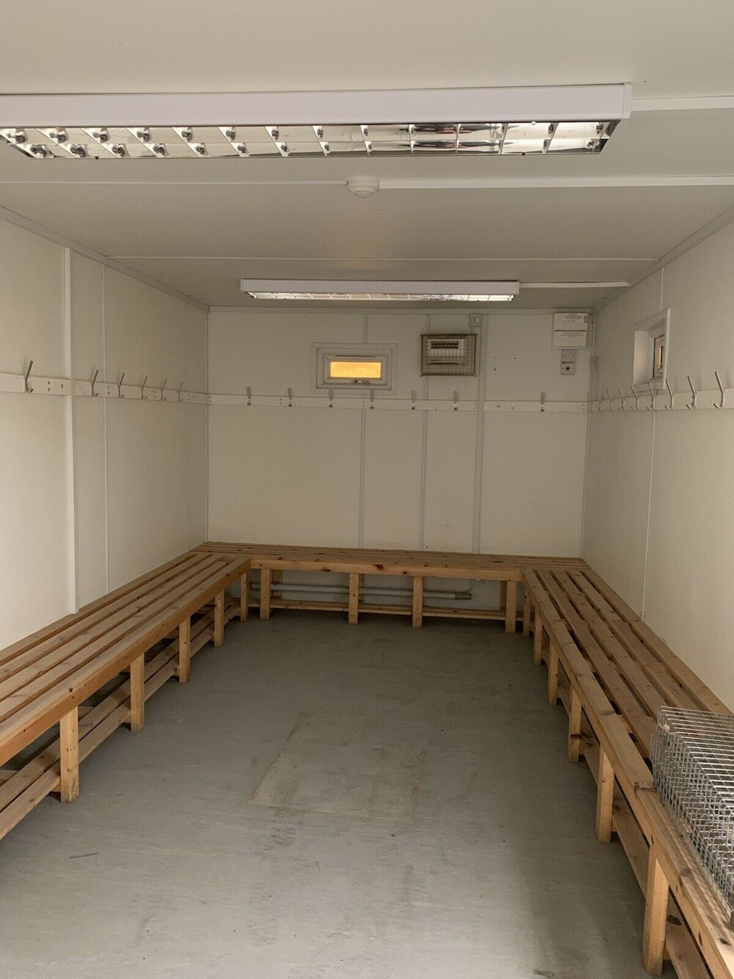 32ft Portable Toilet Block Drying Room Office Site - Image 8 of 11