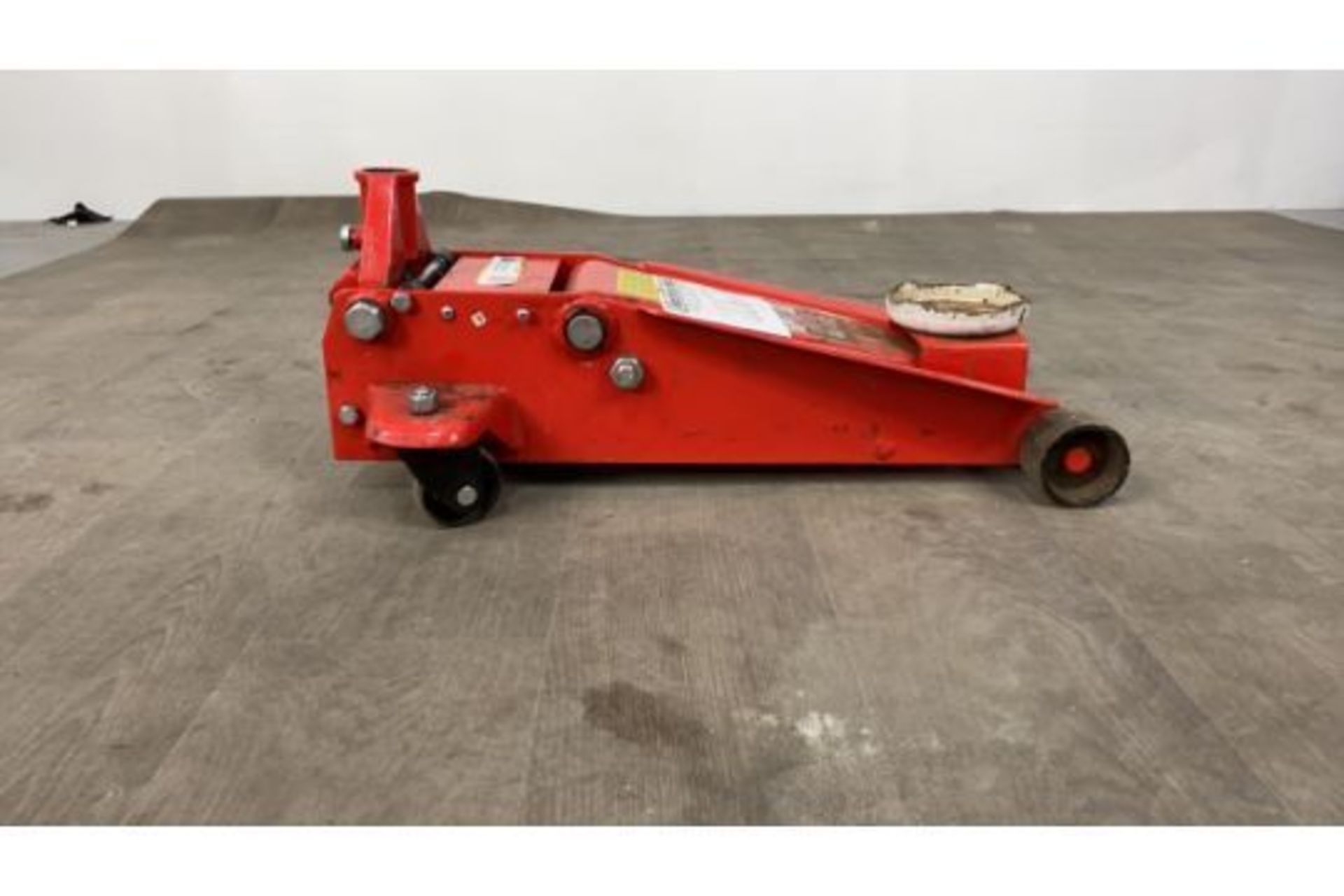 Clarke Strongarm 3 Tonne Quick Lift Jack - Image 4 of 4