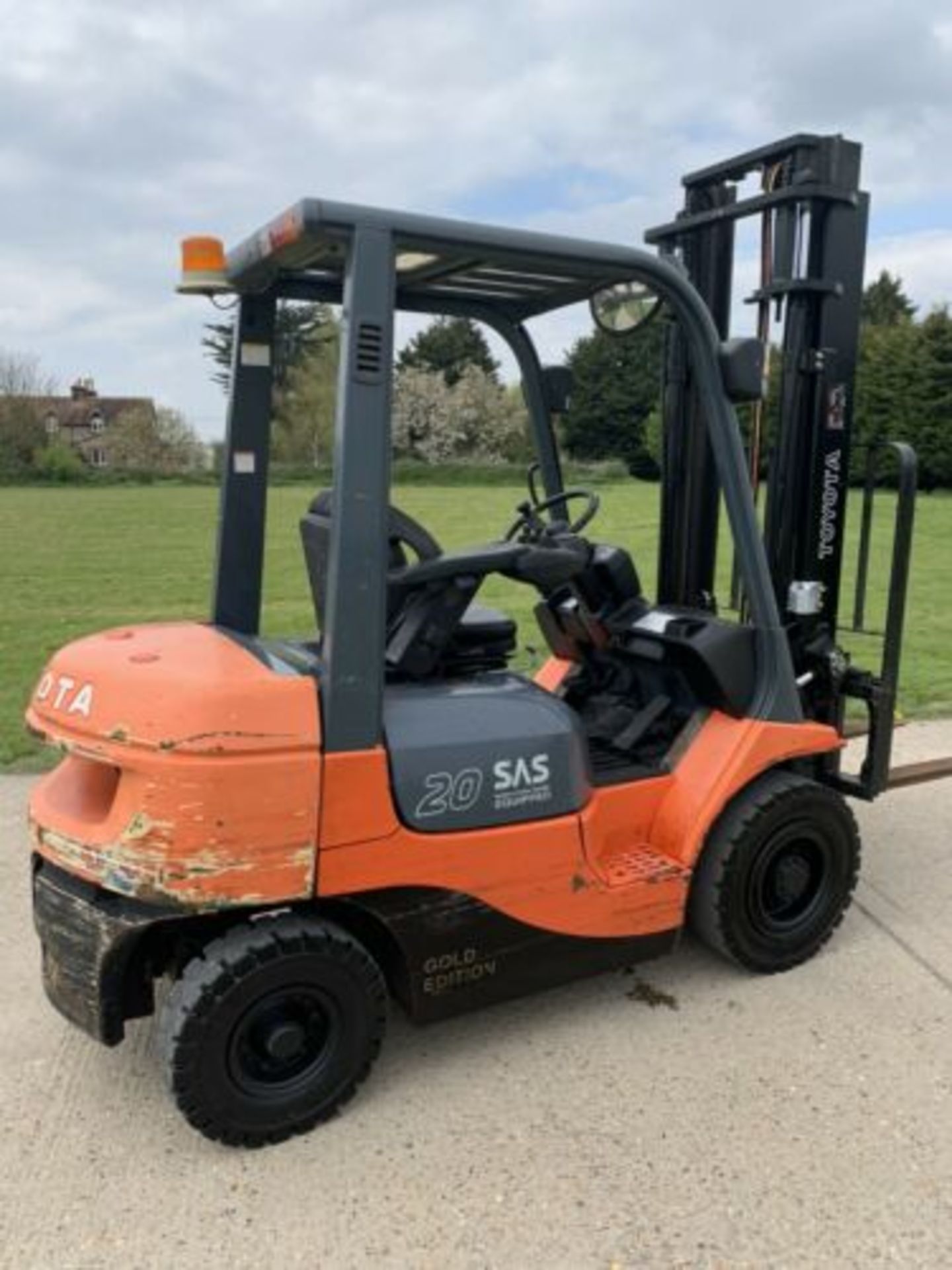 Toyota 2 diesel forklift truck - Image 3 of 6