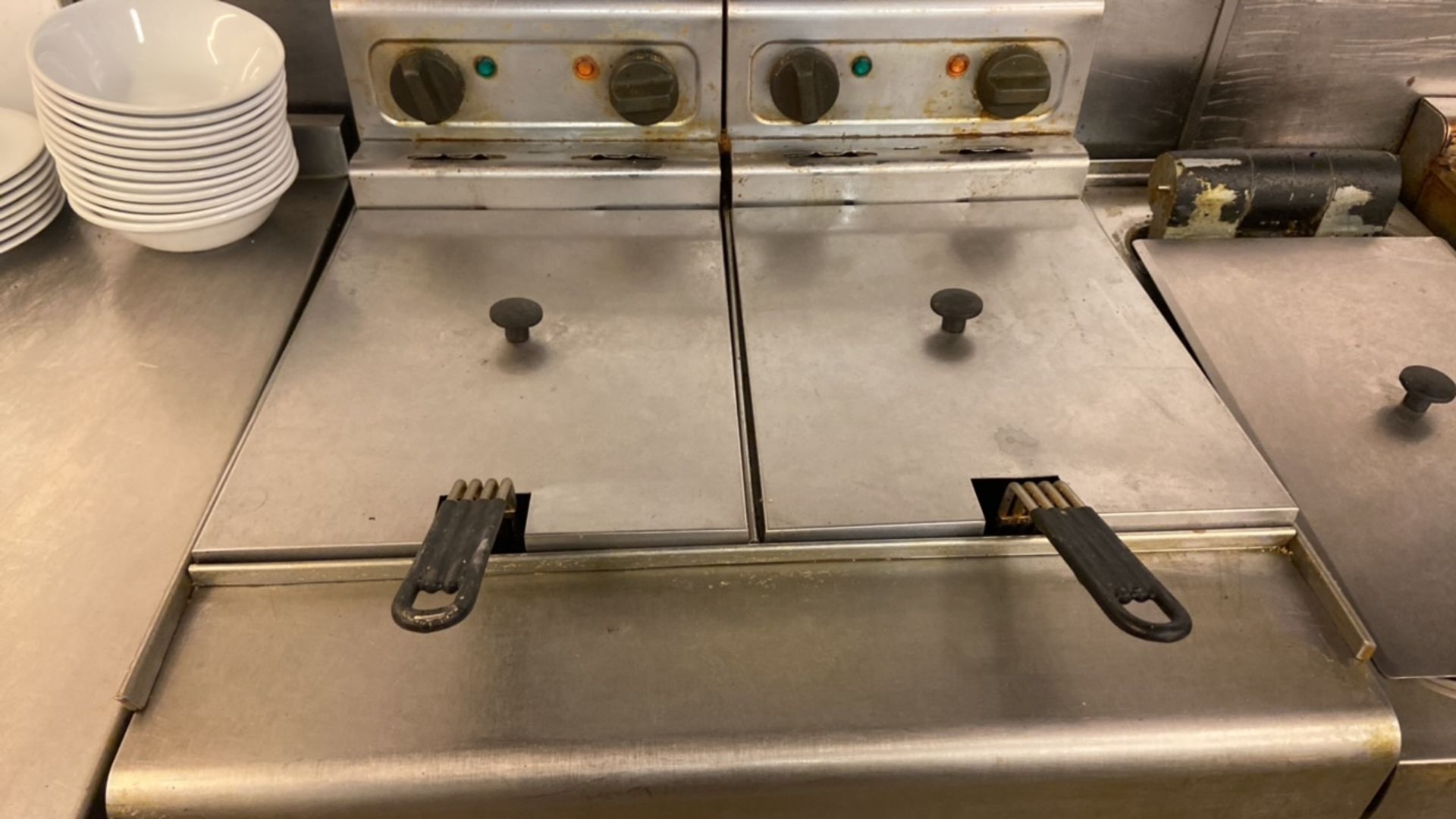 Counter Top Double Fryer - Image 2 of 6