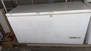 Whirlpool Chest Freezer