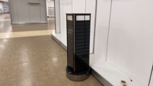 Freestanding Cosmetic Rack With Storage