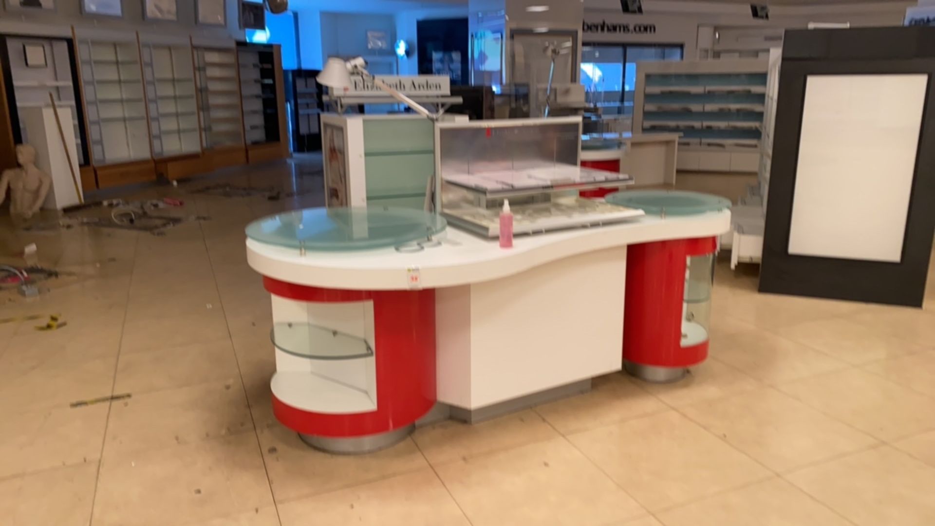 Elizabeth Arden Bespoke Beauty Display Counter