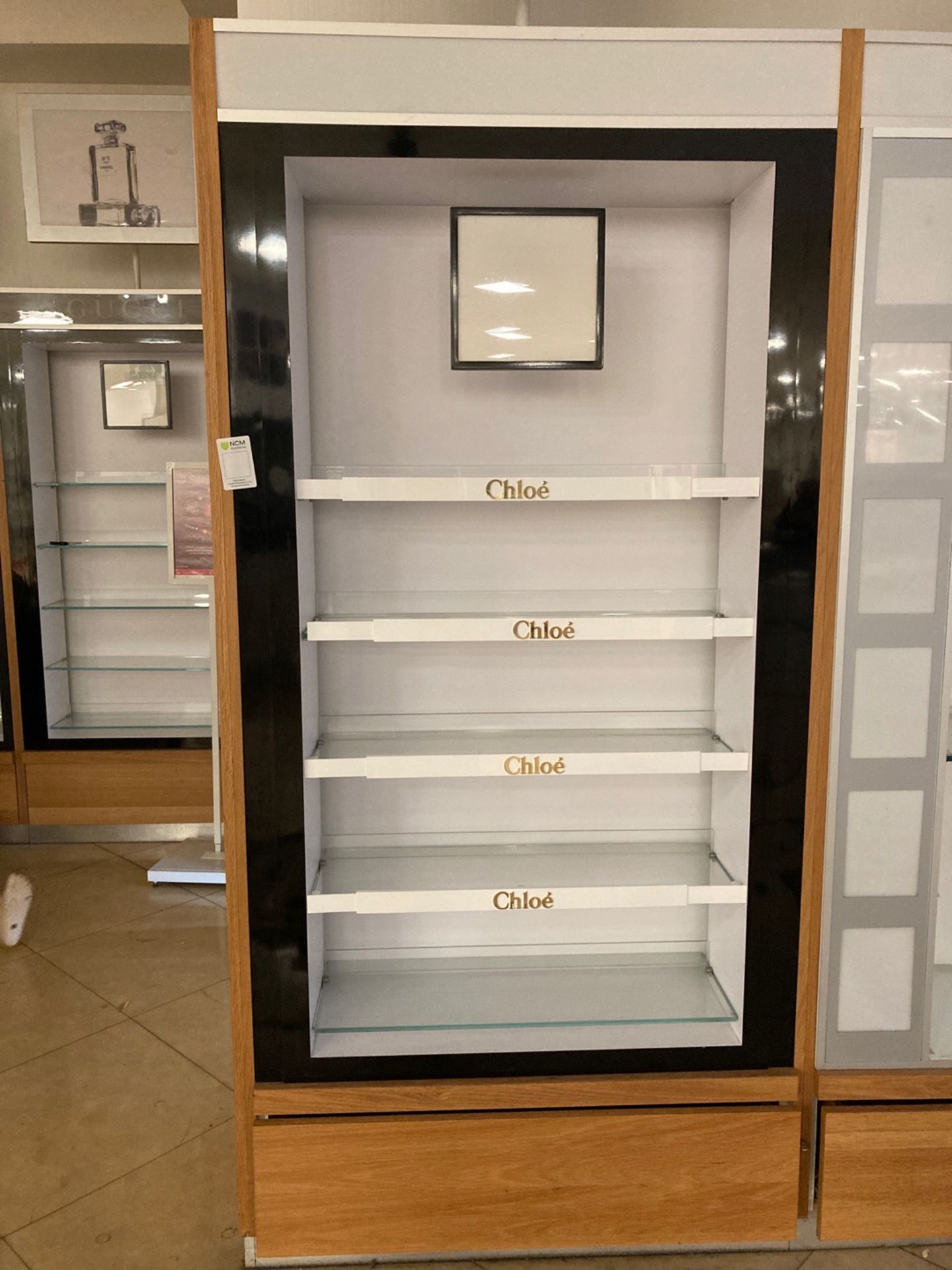 Chloe Display Unit