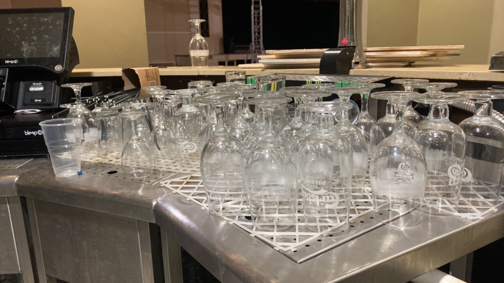 Large Quantity of Glassware - Image 5 of 7