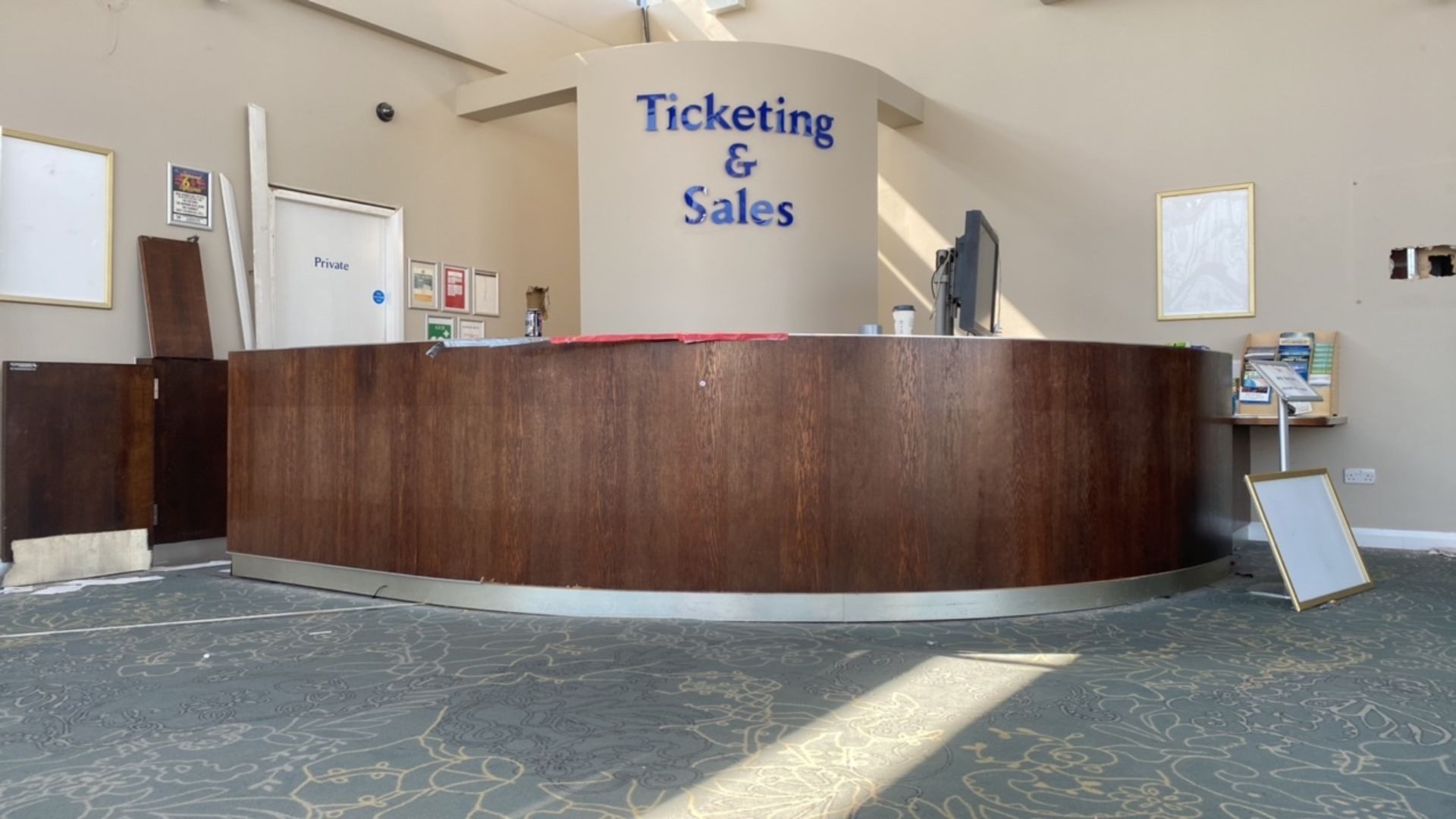 Ticketing Desk