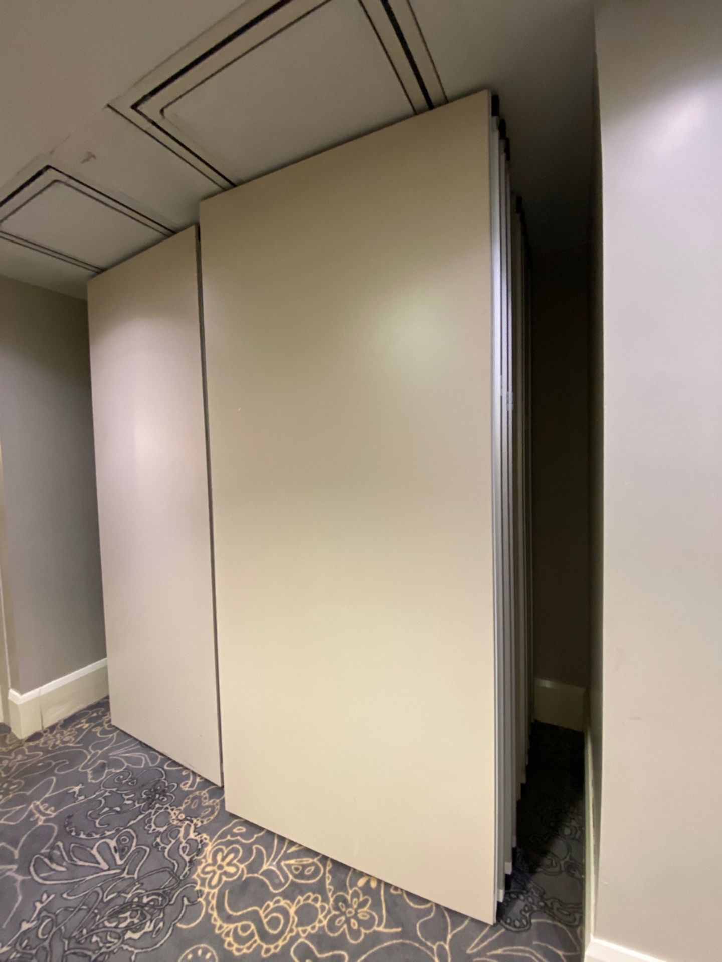 Accordial Partition Wall X20 - Image 2 of 2