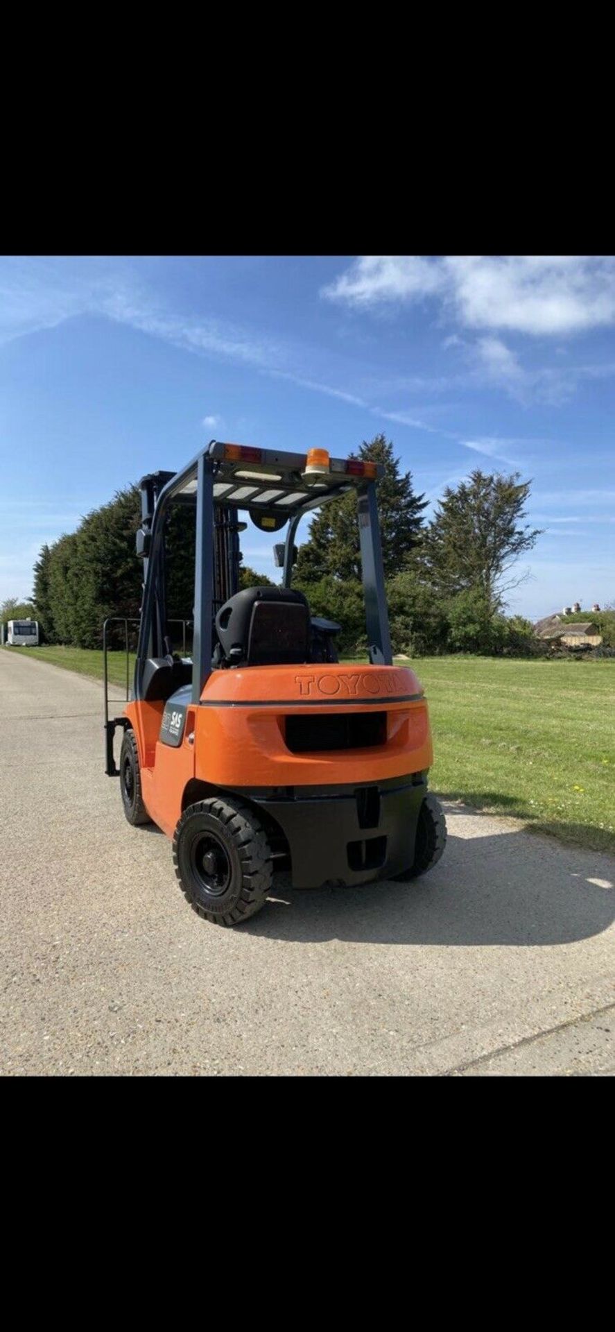 Toyota 2 Diesel Forklift - Image 5 of 6