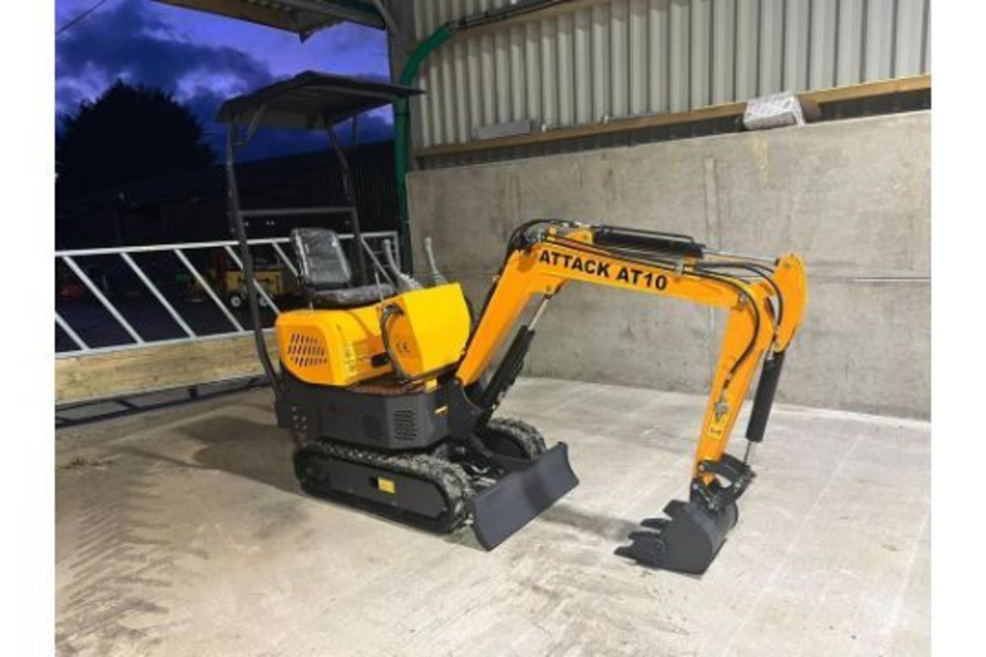 New And Unused Attack AT10 1 Ton Mini Digger - Image 2 of 14