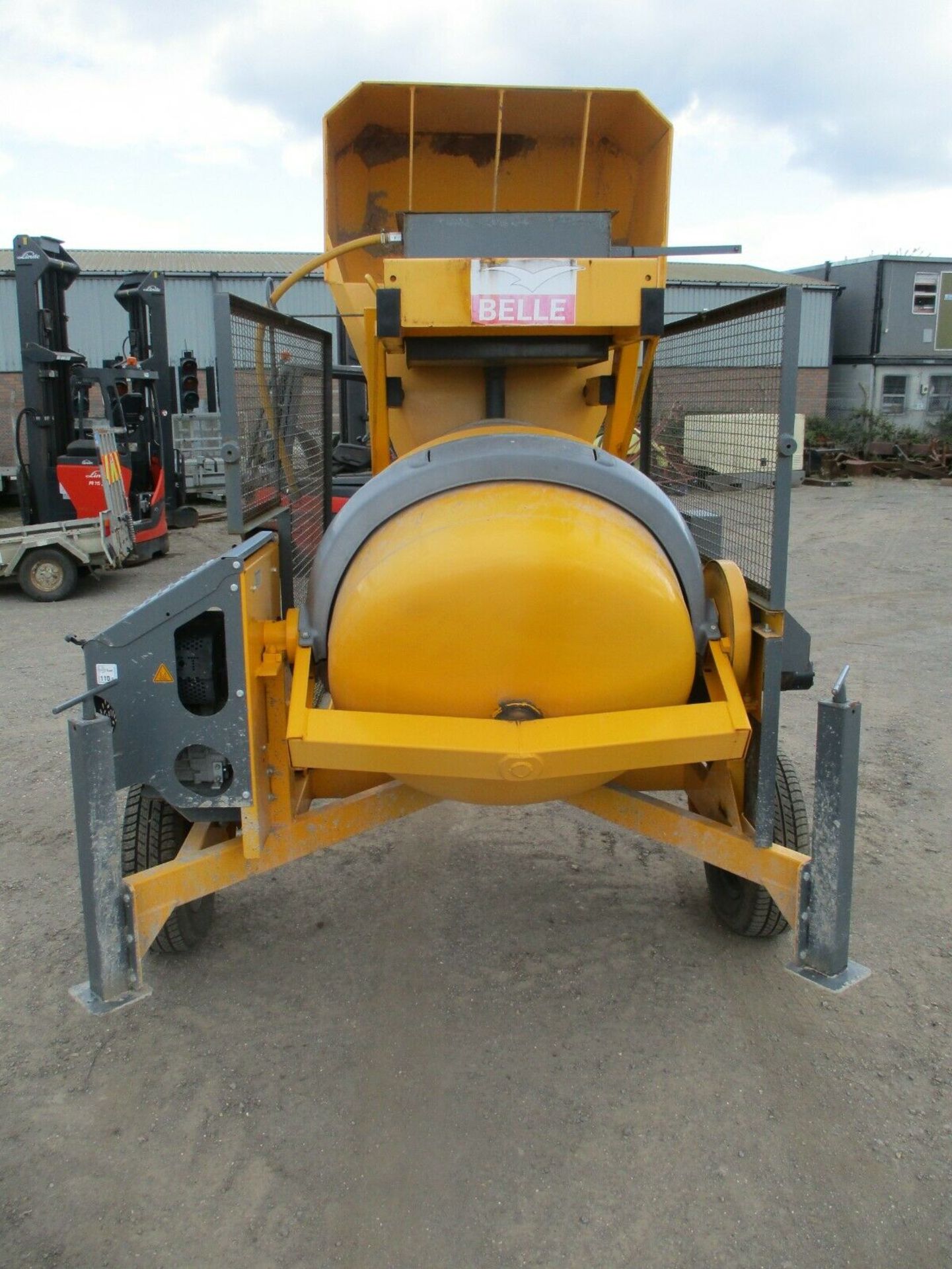 2019 Altrad Belle RB500B self loading diesel cement mixer