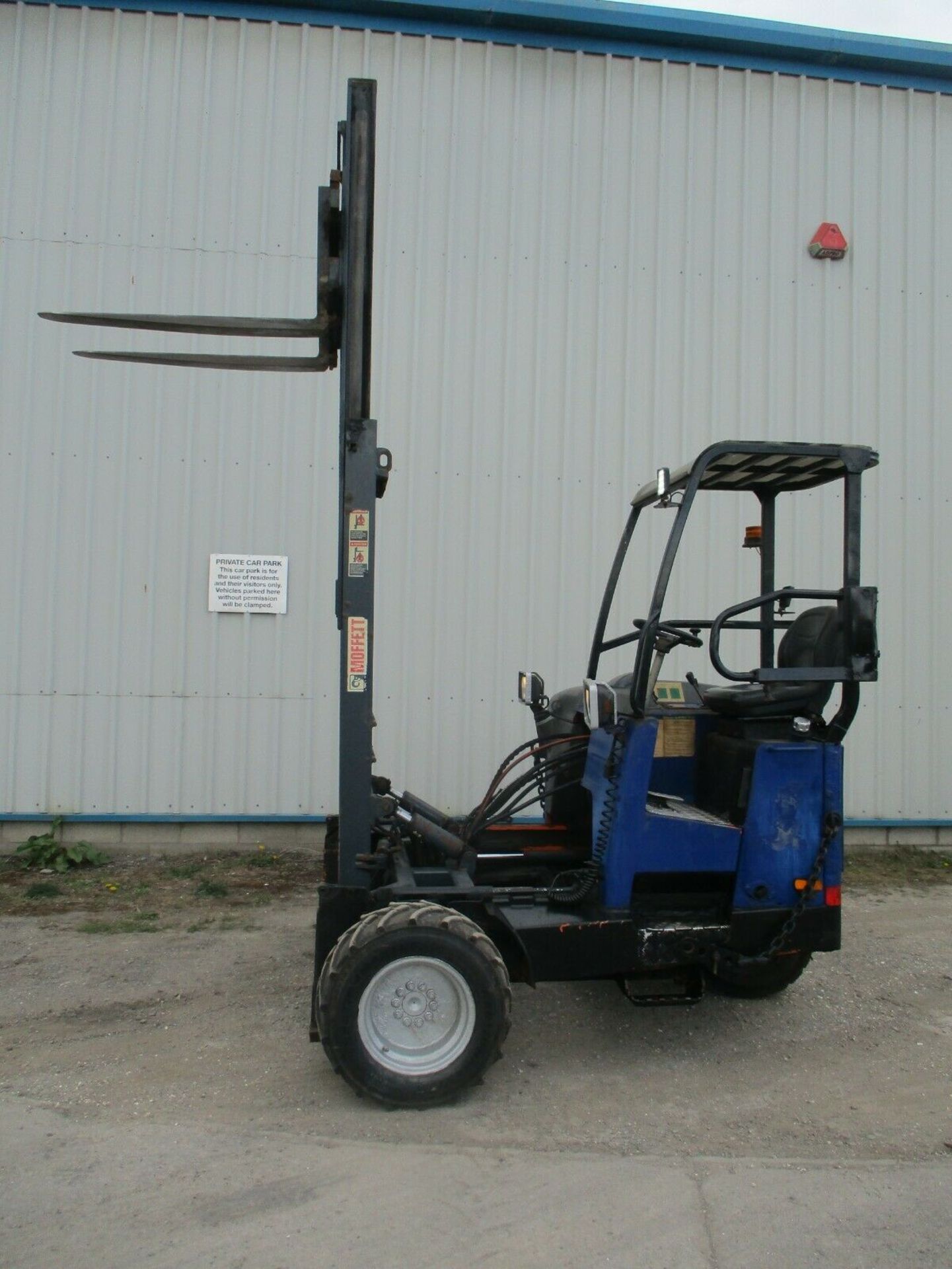 2006 Moffett mounty M8 25.3 truck mounted forklift 2000kg lift - Image 8 of 8