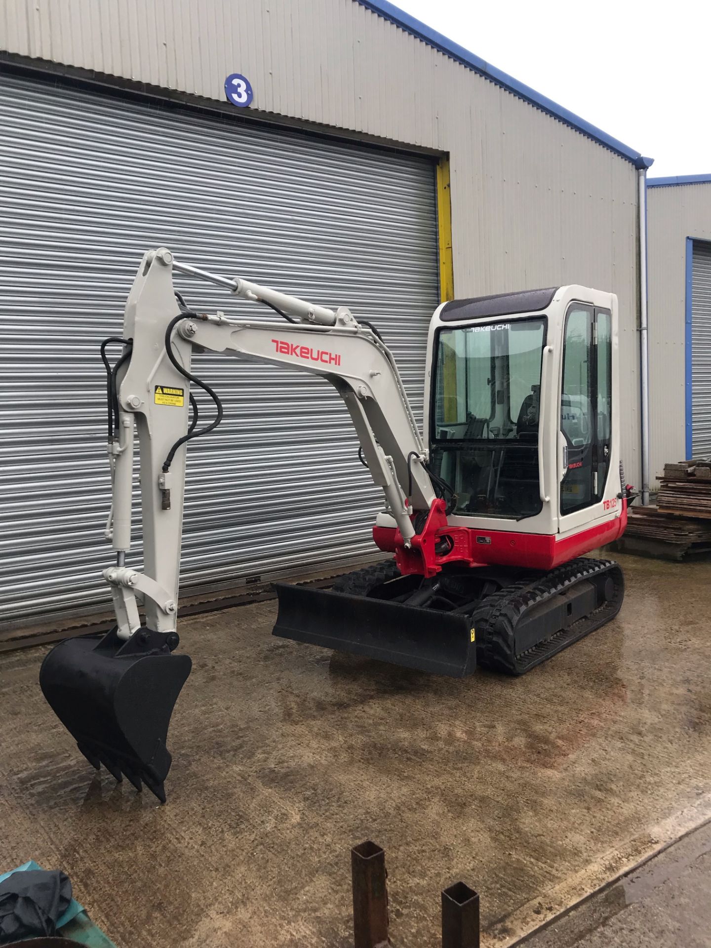 2002 Takeuchi tb125 Excavator - Image 3 of 7