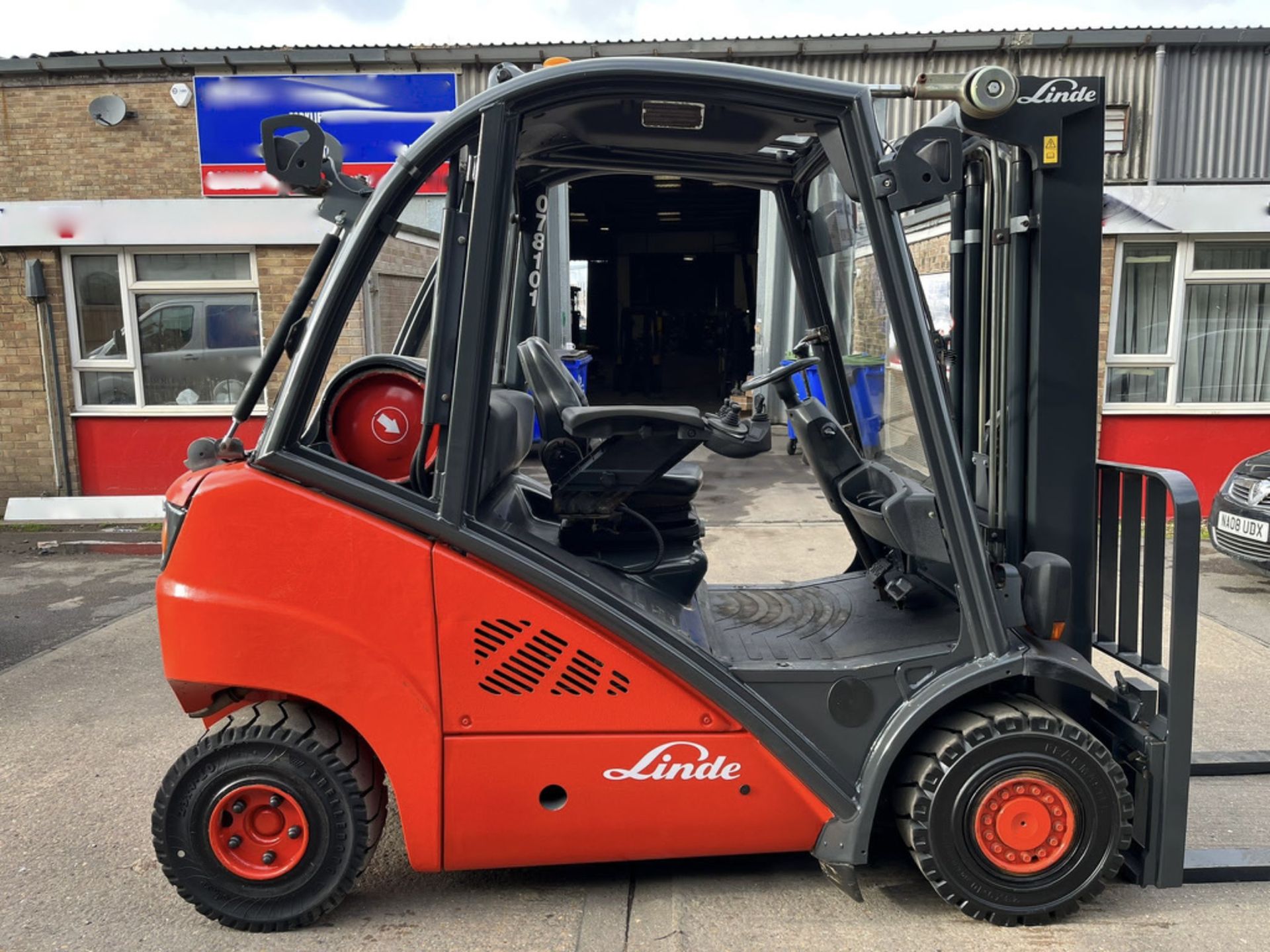 Linde 2.5 tonne gas - Image 2 of 6