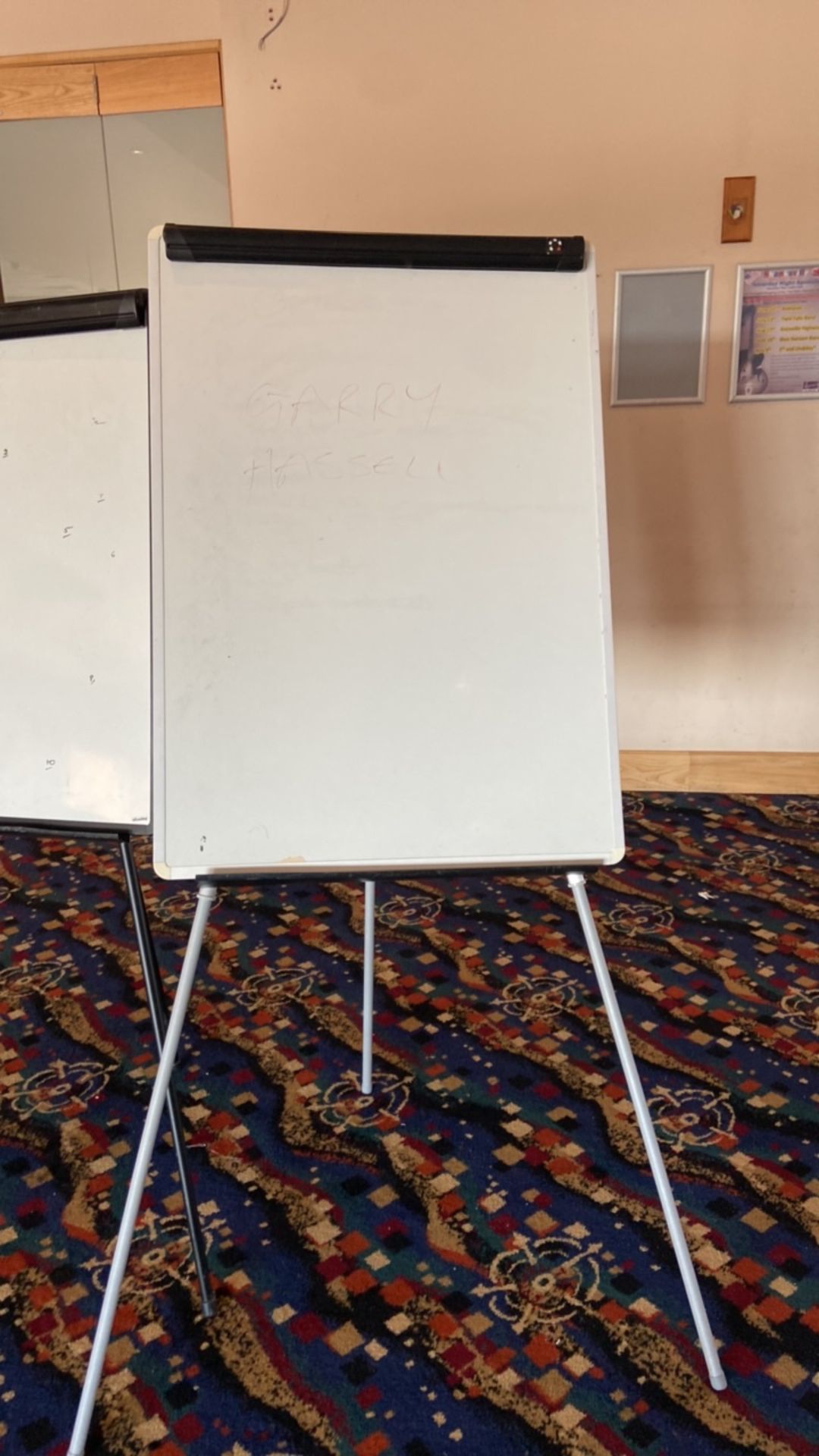 Whiteboard/Flip Chart Stand X2