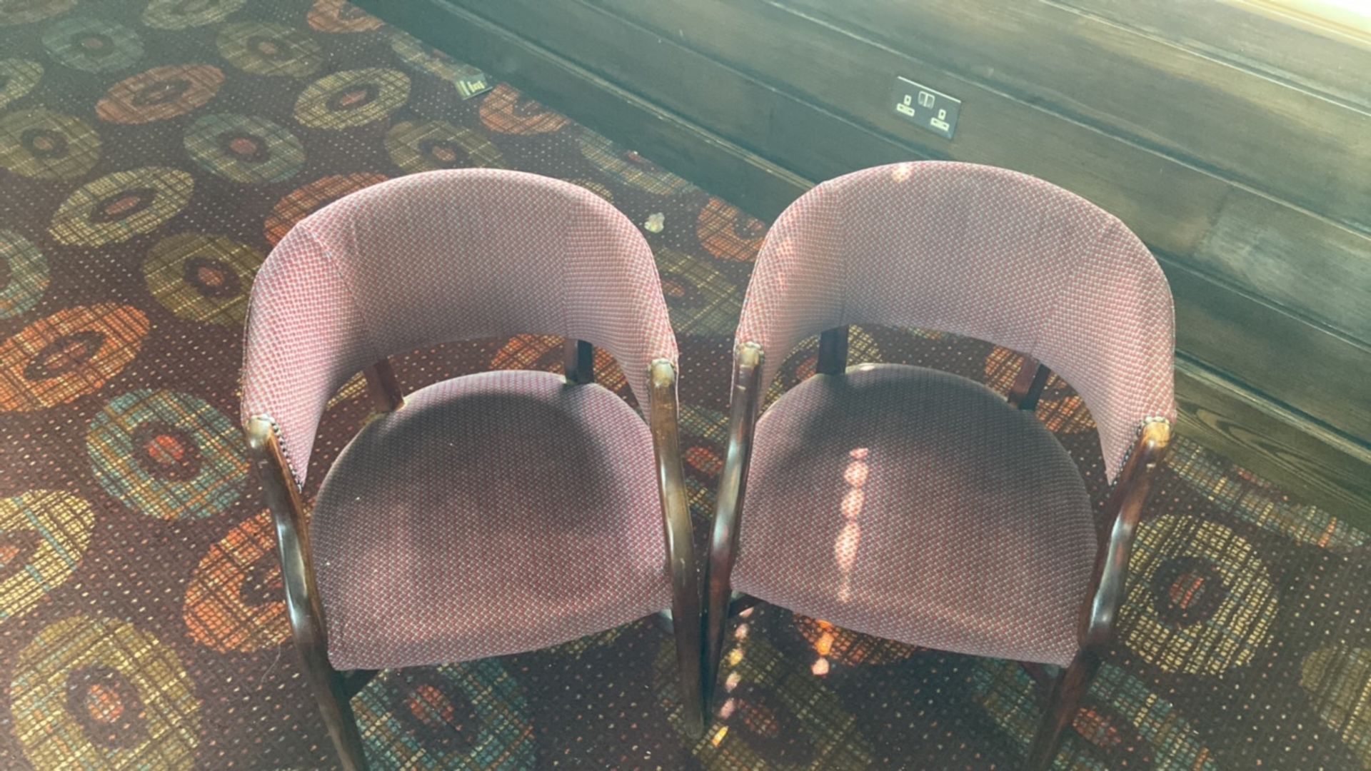 Chairs X2 - Image 4 of 4