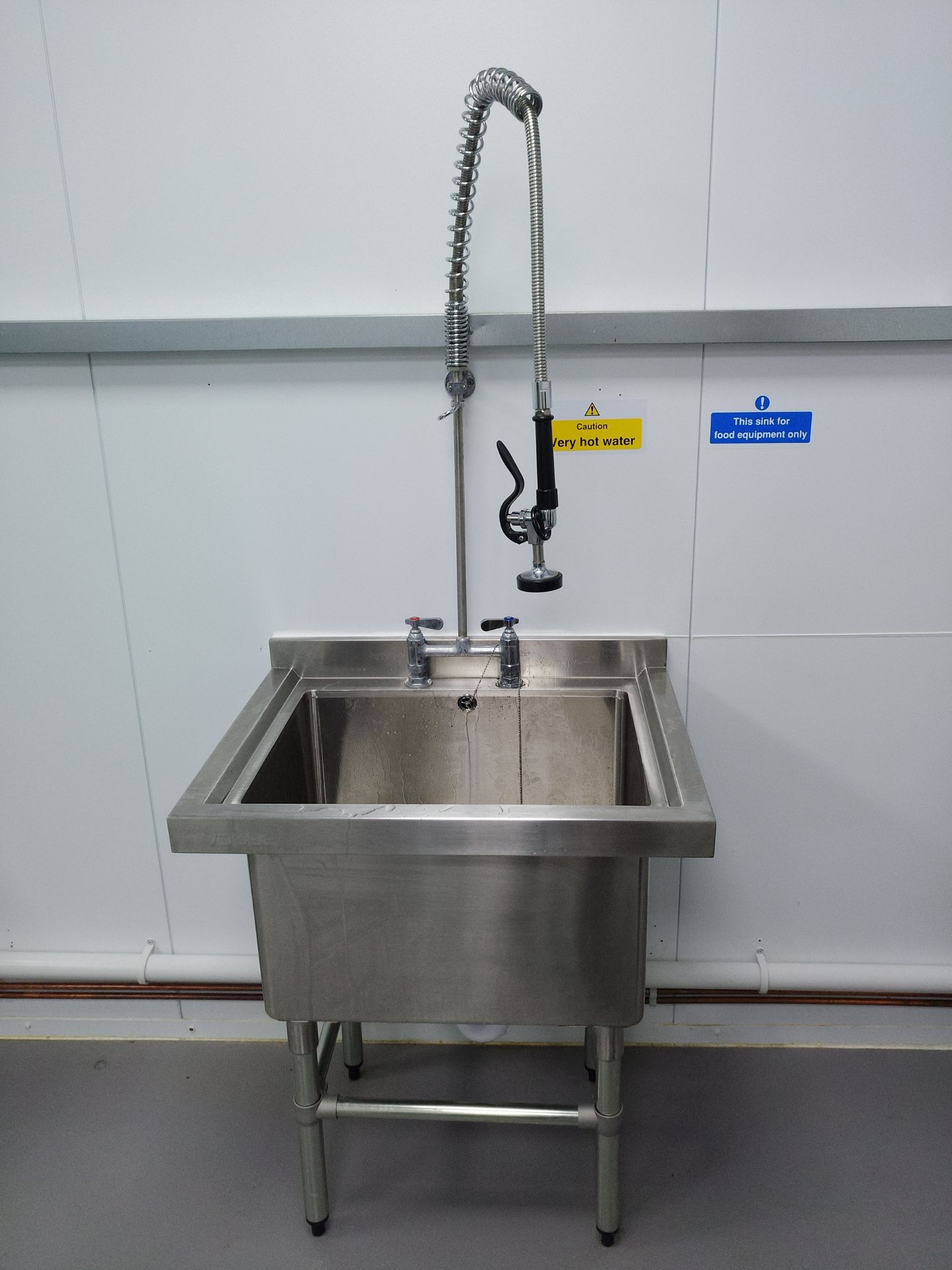 Vogue Stainless Steel Deep Pot Sink with Spray Tap