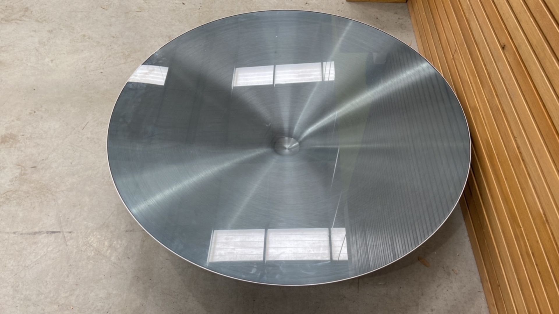 Round Coffee Table - Image 3 of 3