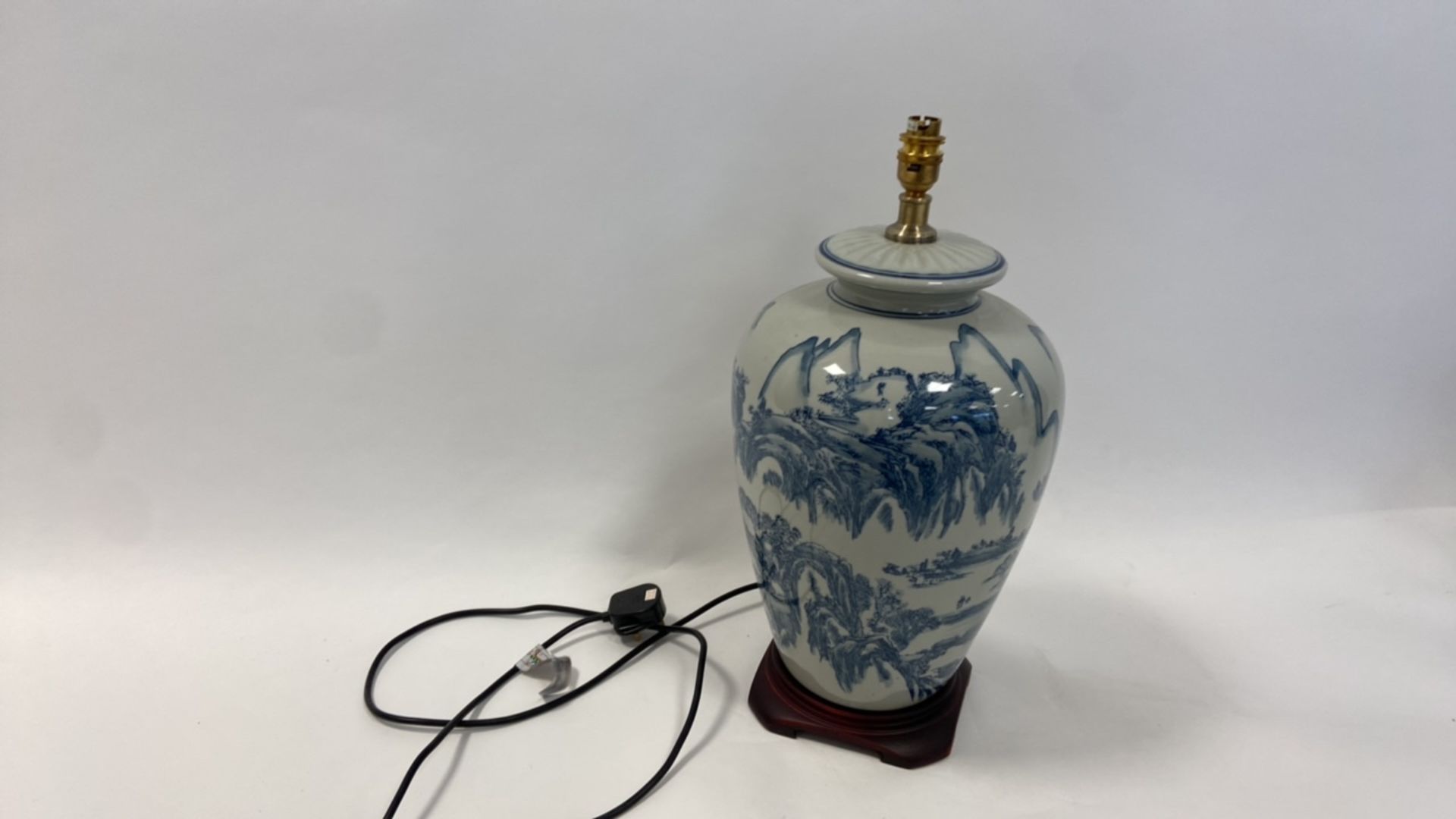 Mandarin arts Lamp - Image 5 of 7