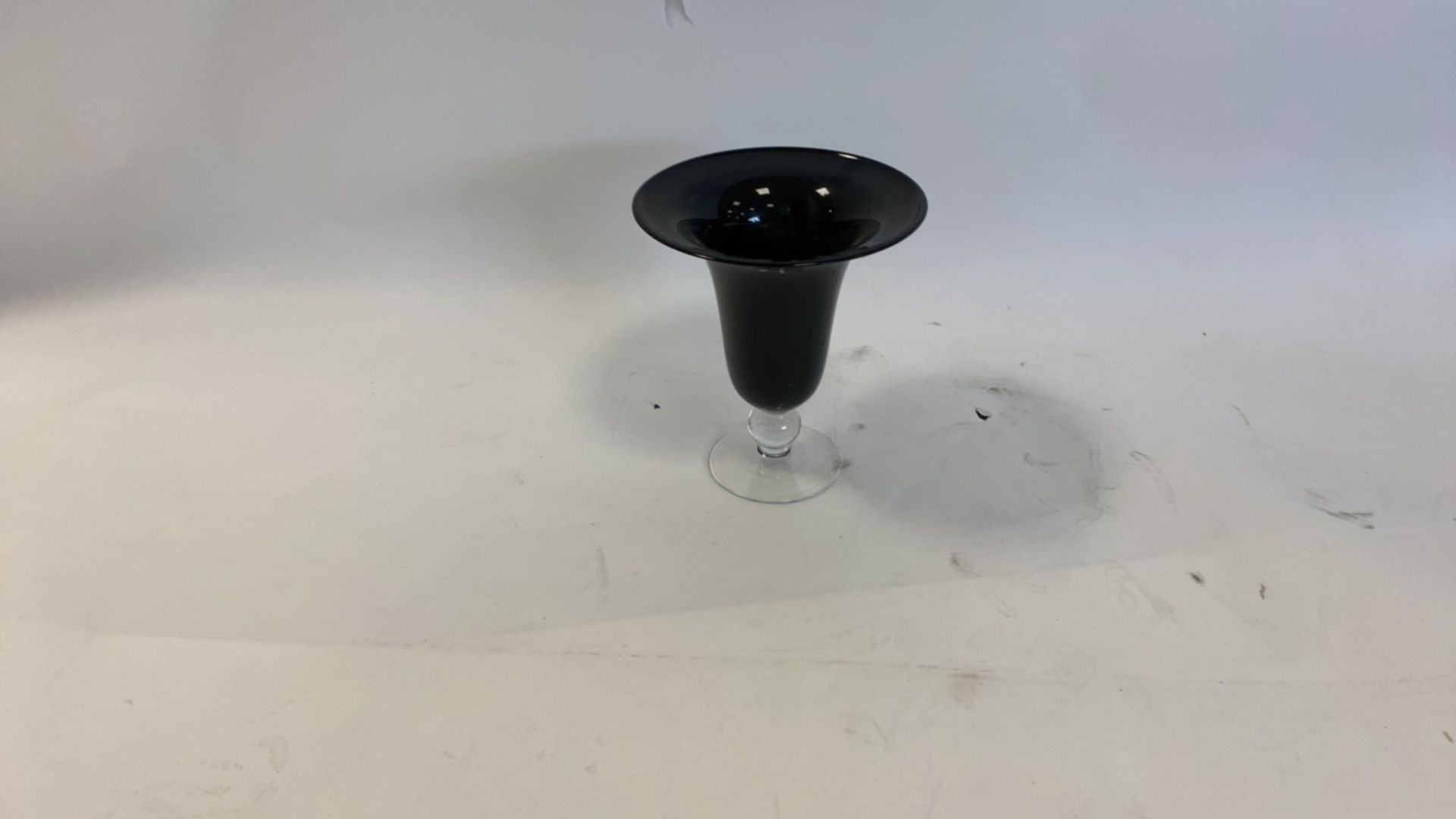 Black Freestanding Vase - Image 2 of 4