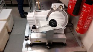 Meat slicer