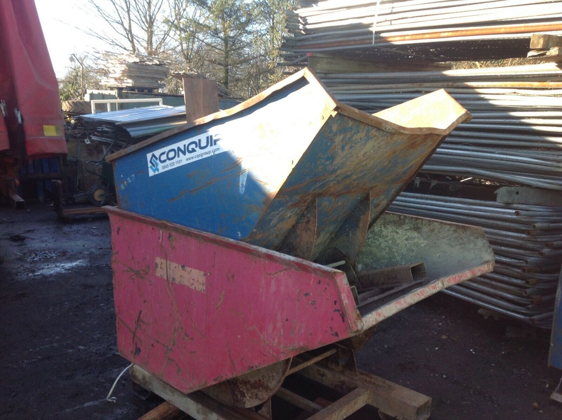 Forklift Tipping Skip - Image 6 of 6