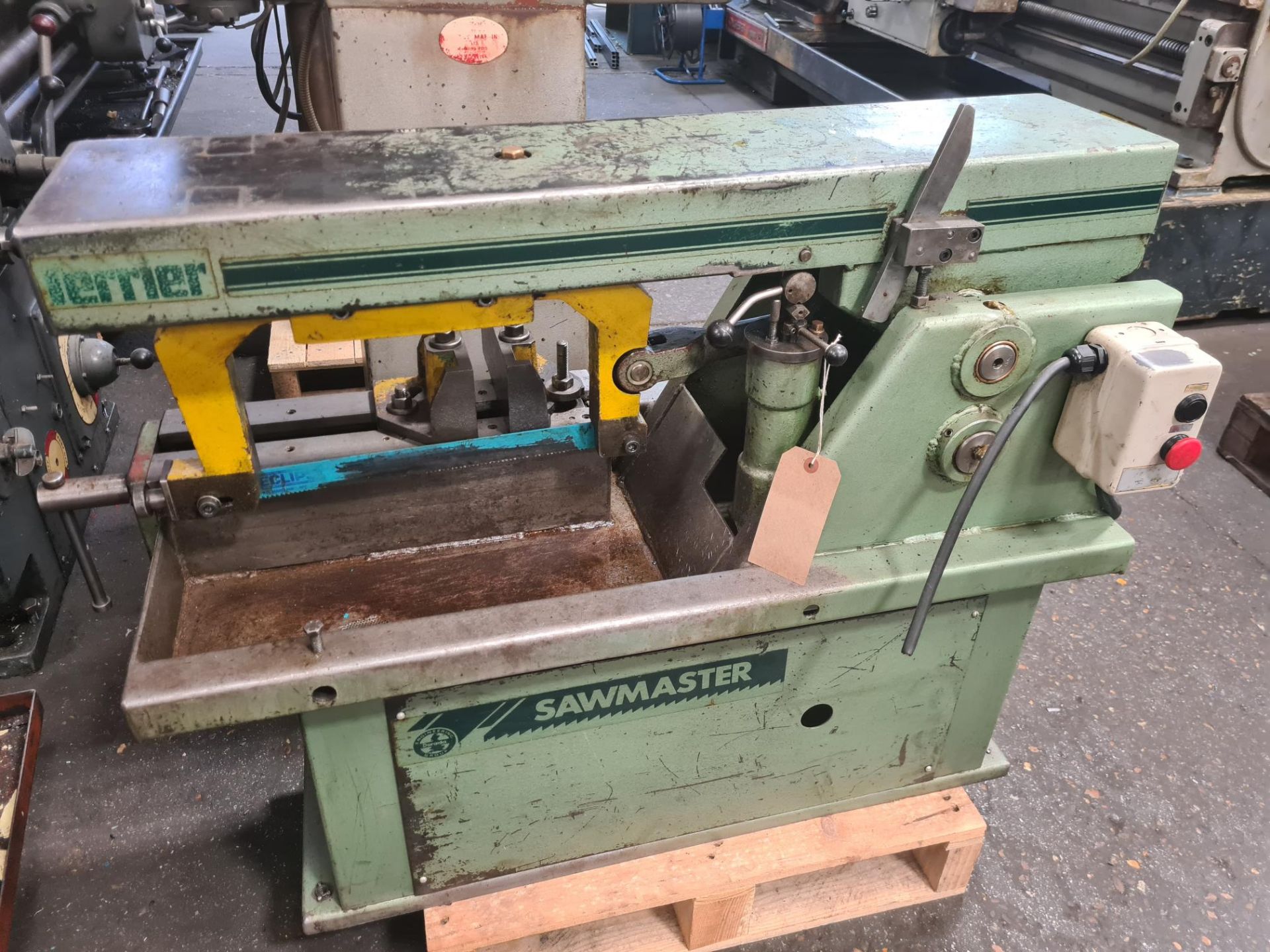 Qualter & Smith Terrier Sawmaster 150 Power Hacksa