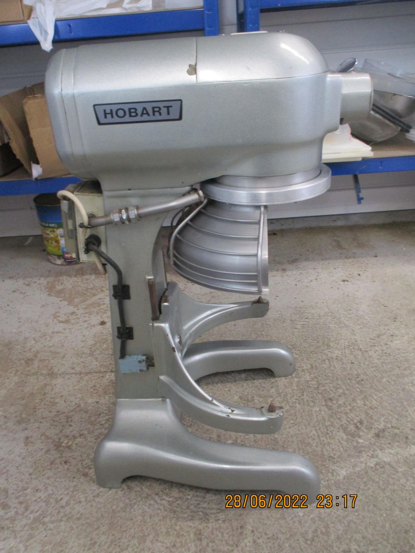 Hobart planetarymixer 20 l capacity with bowl, whisk, hook and beater - Image 2 of 5