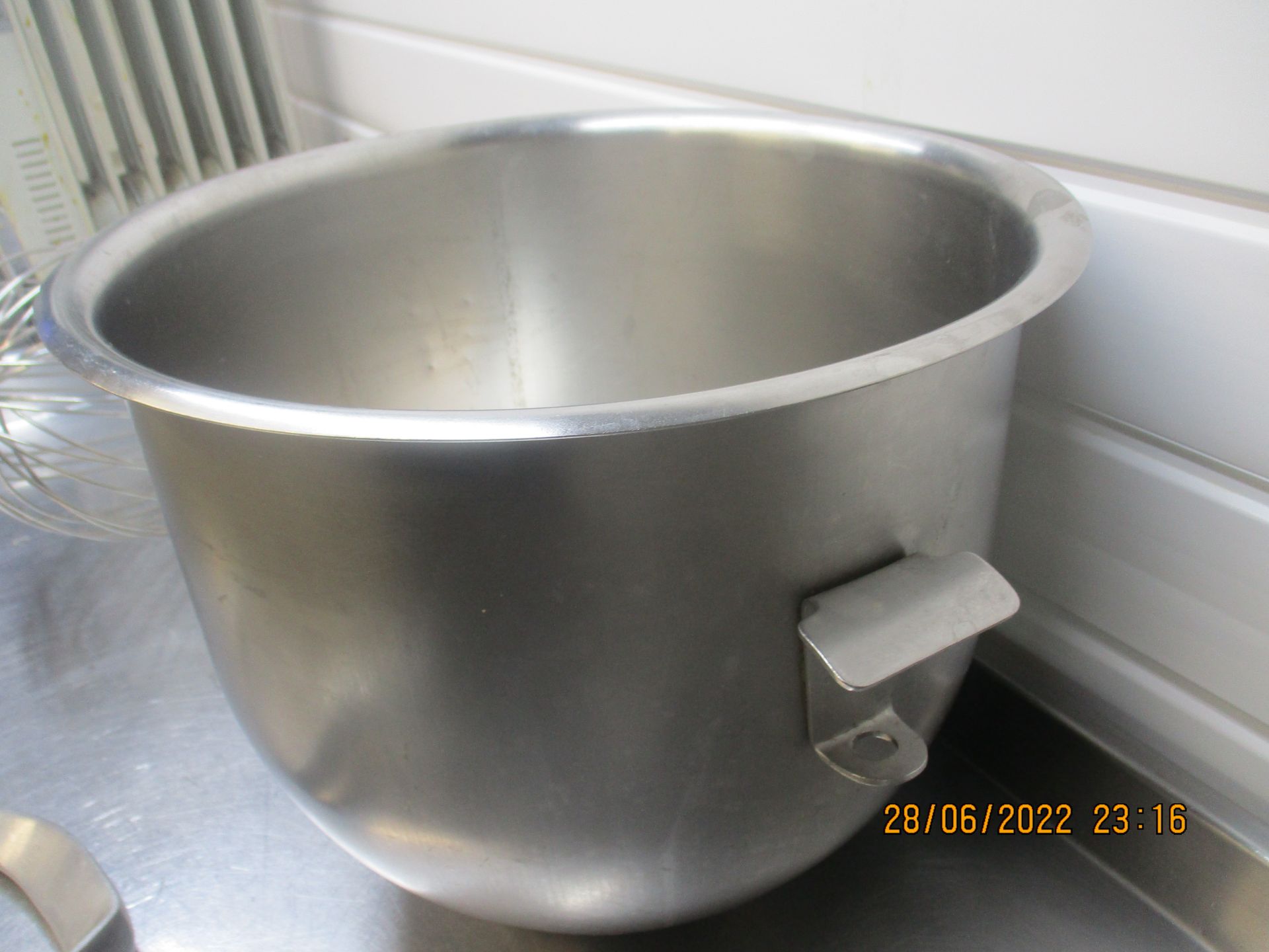 Hobart planetarymixer 20 l capacity with bowl, whisk, hook and beater - Image 5 of 5