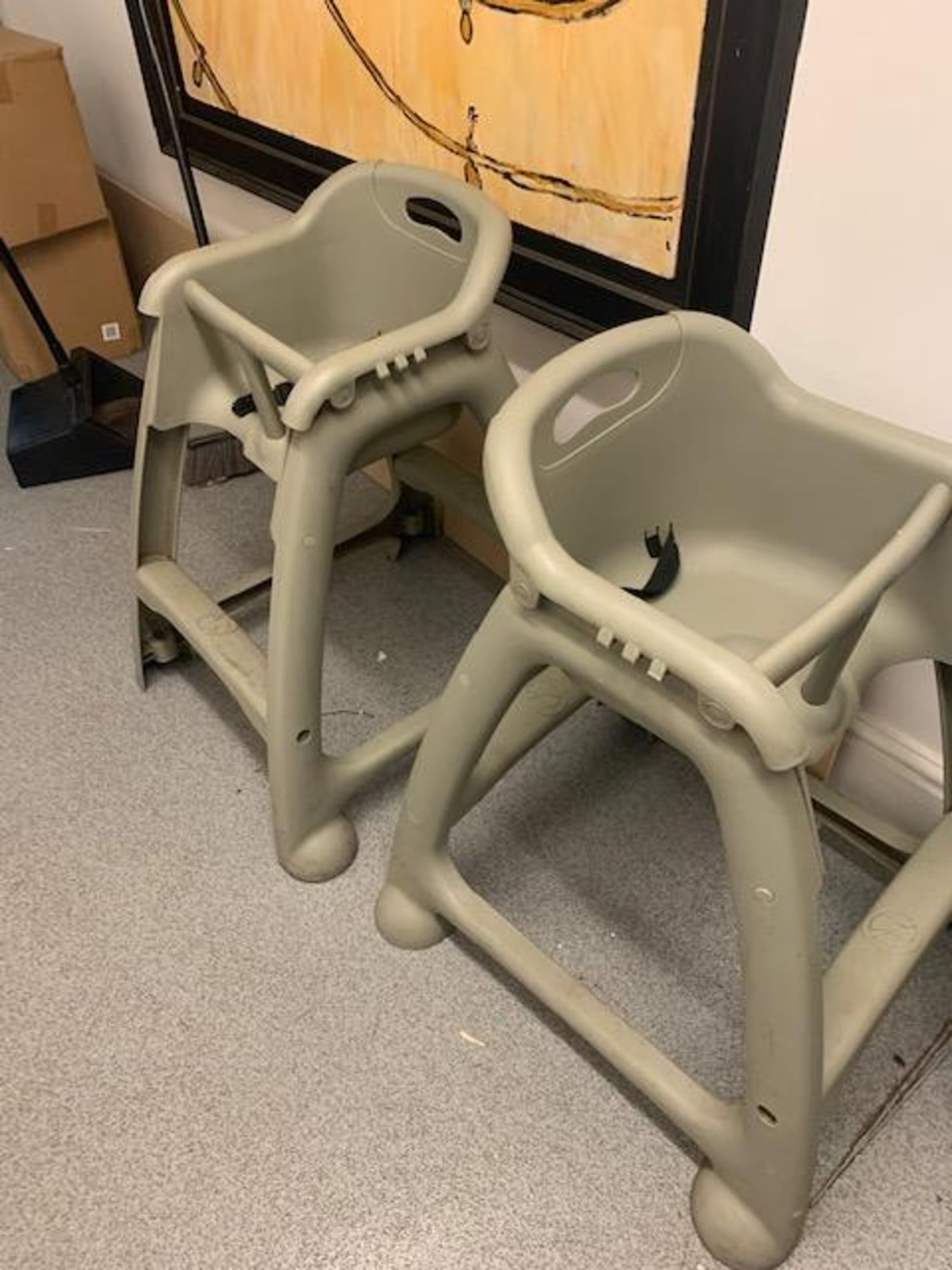 2 Solid High Chairs