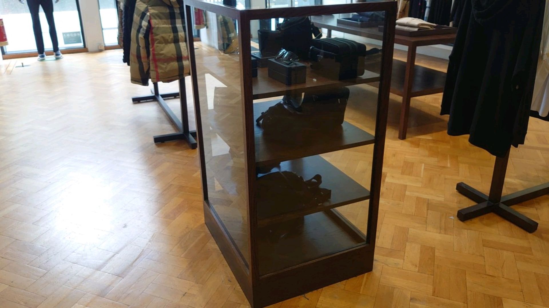 Glass Display Cabinet - Image 4 of 4