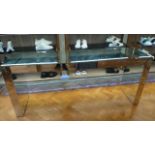 Mirrored Display Table