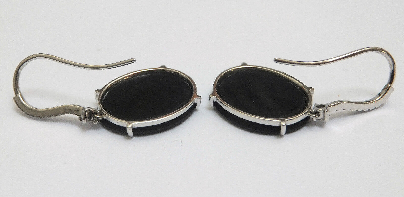 18ct Gold Onyx & Diamond Earrings - Image 5 of 5