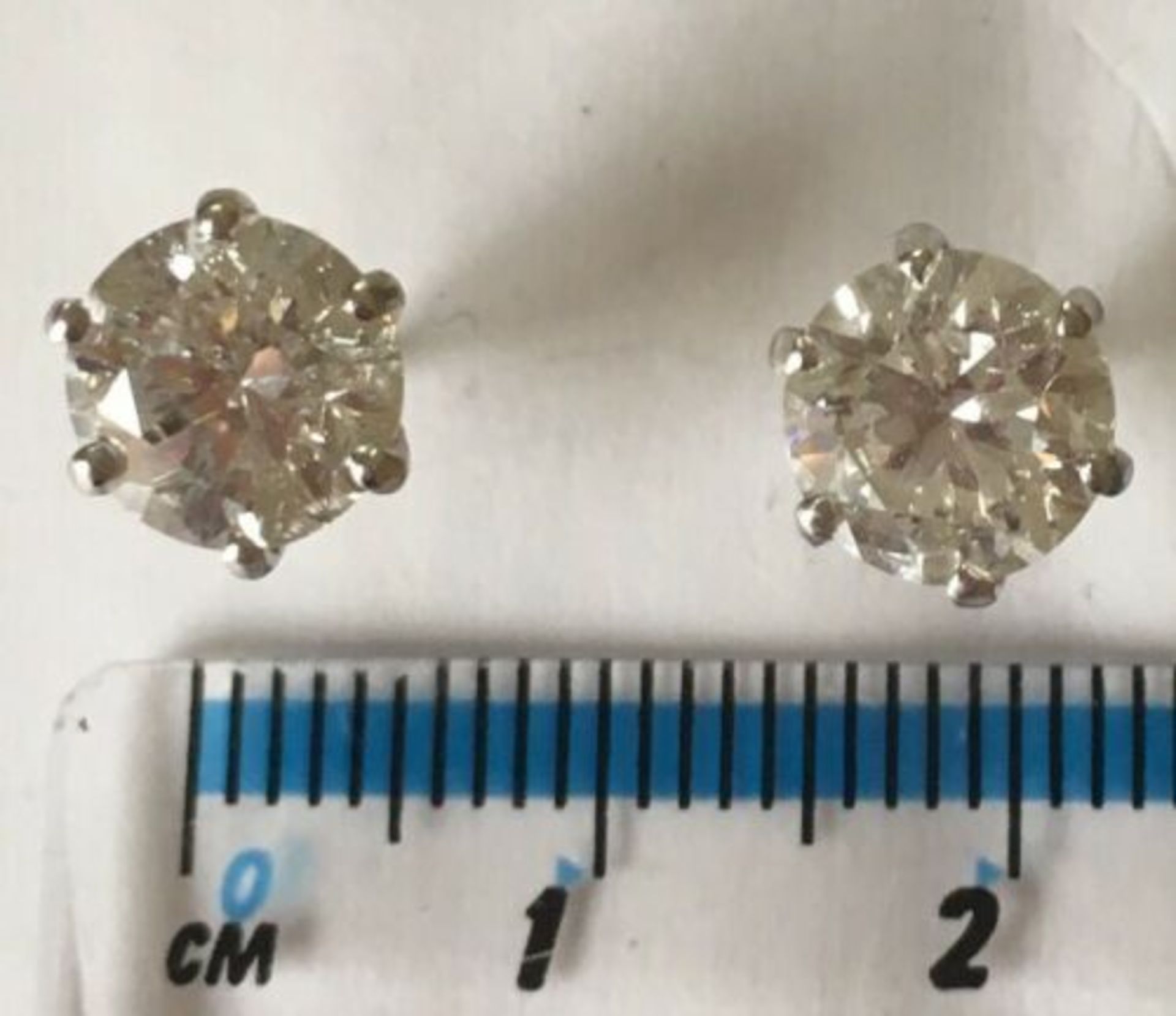3.60ct Diamond Solitaire Earrings 18ct Gold Studs - Image 7 of 12