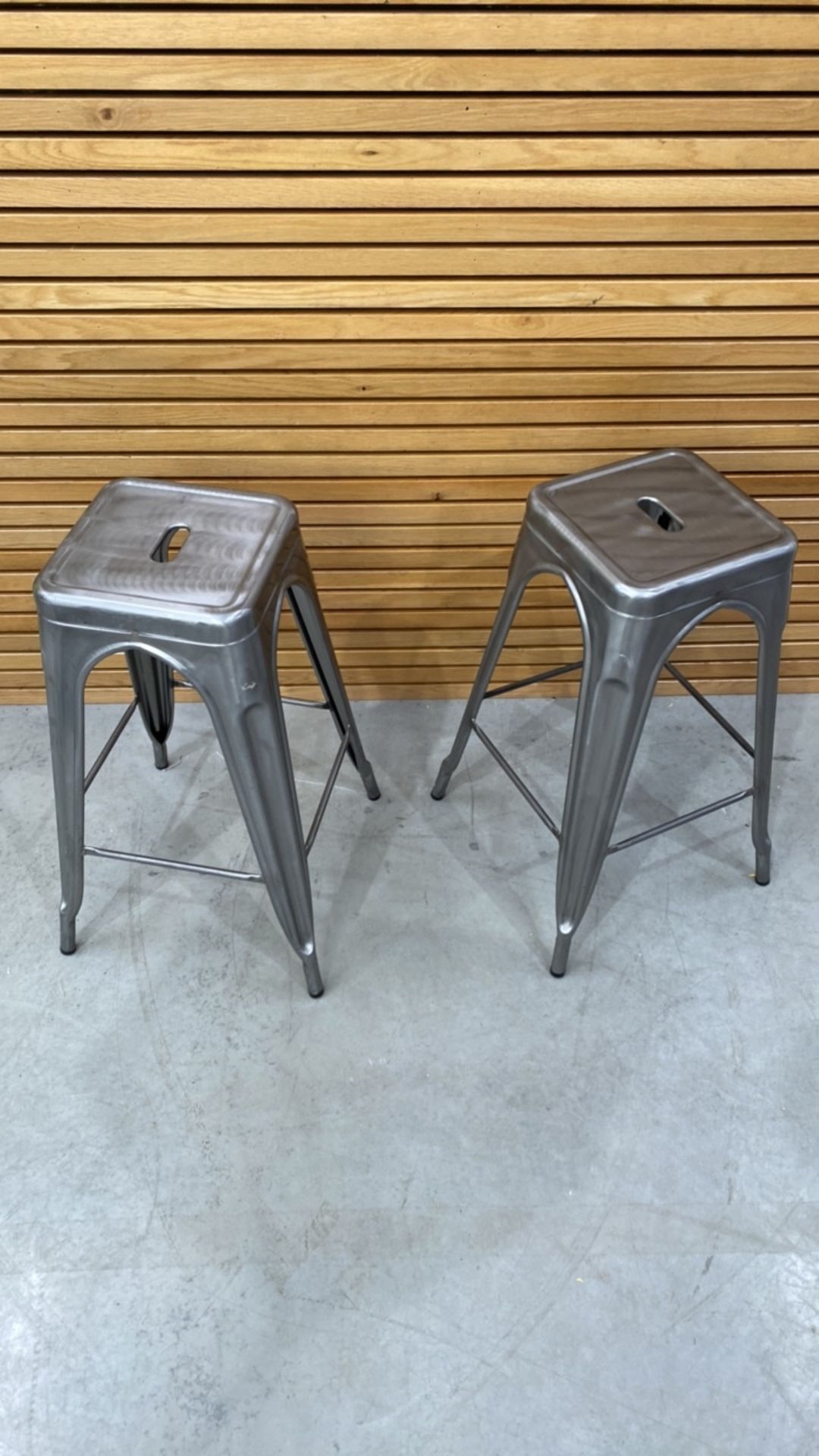 Castel Stool X2 - Image 2 of 3