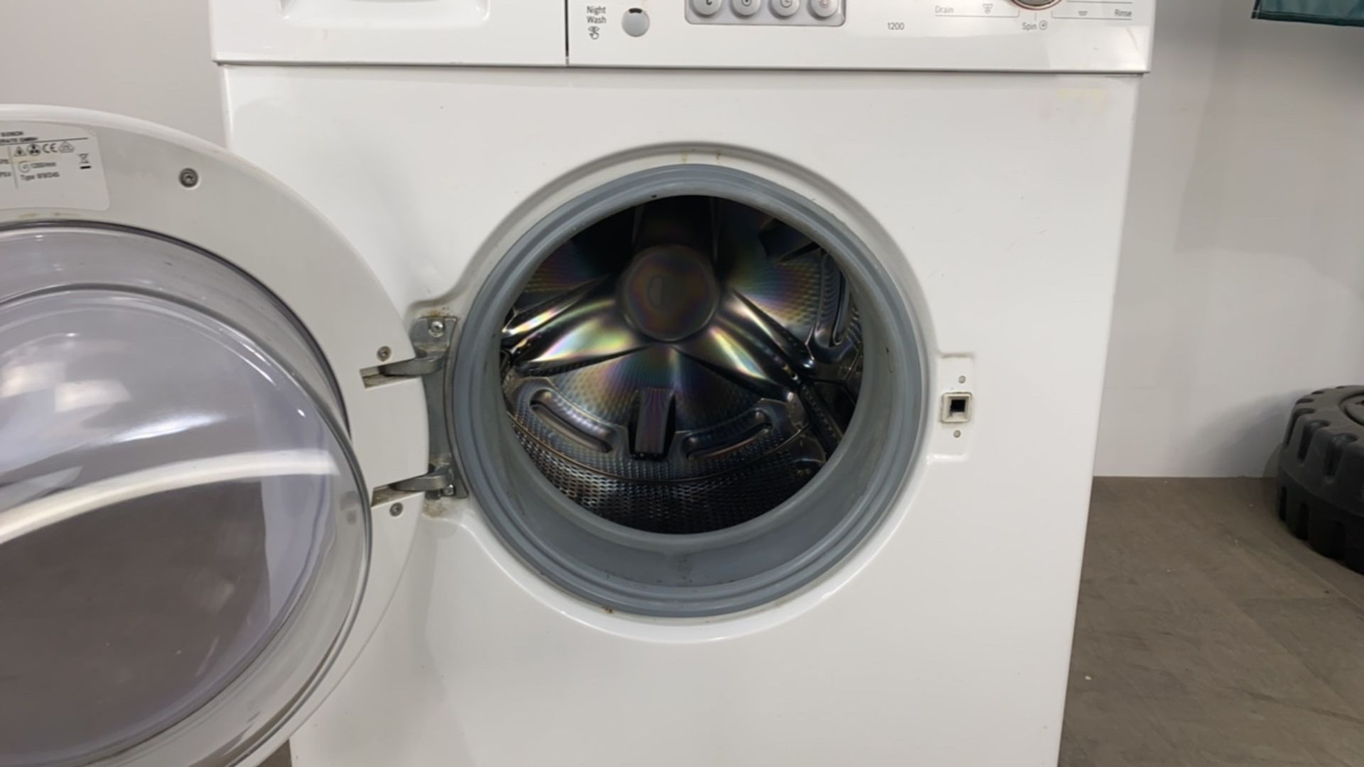 Bosch Wash & Dry Machine - Image 6 of 6