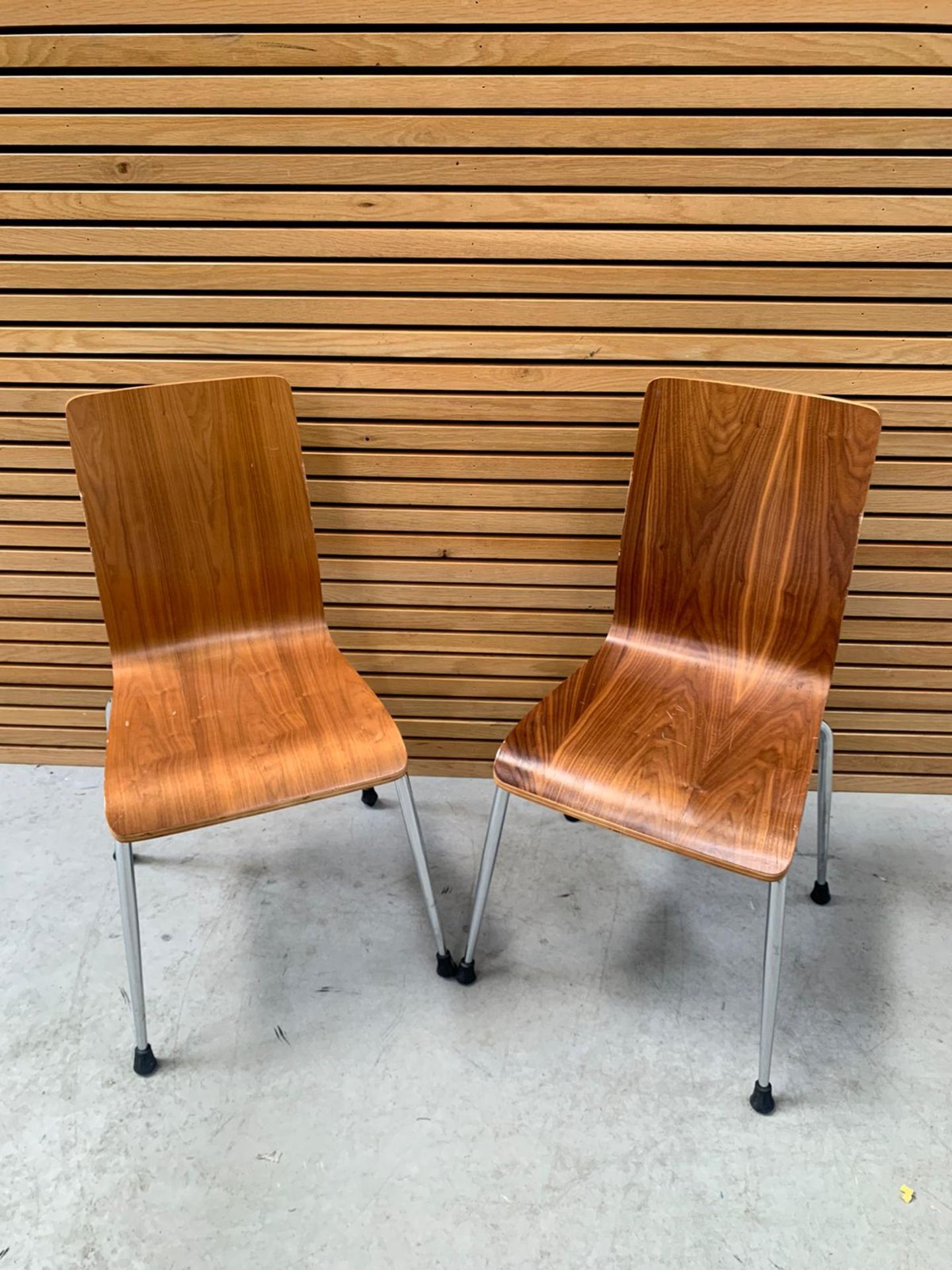 Oak Woodgrain Effect Commercial Grade Chairs - Image 3 of 10