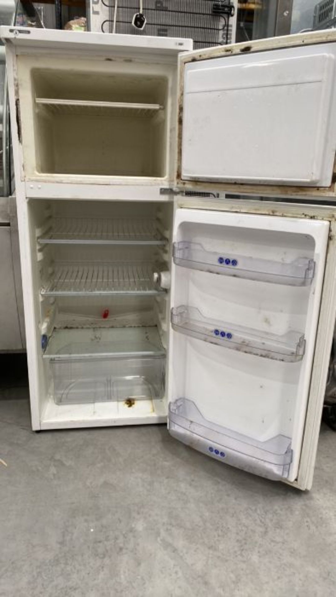 Whirlpool Fridge Freezer - Image 2 of 2